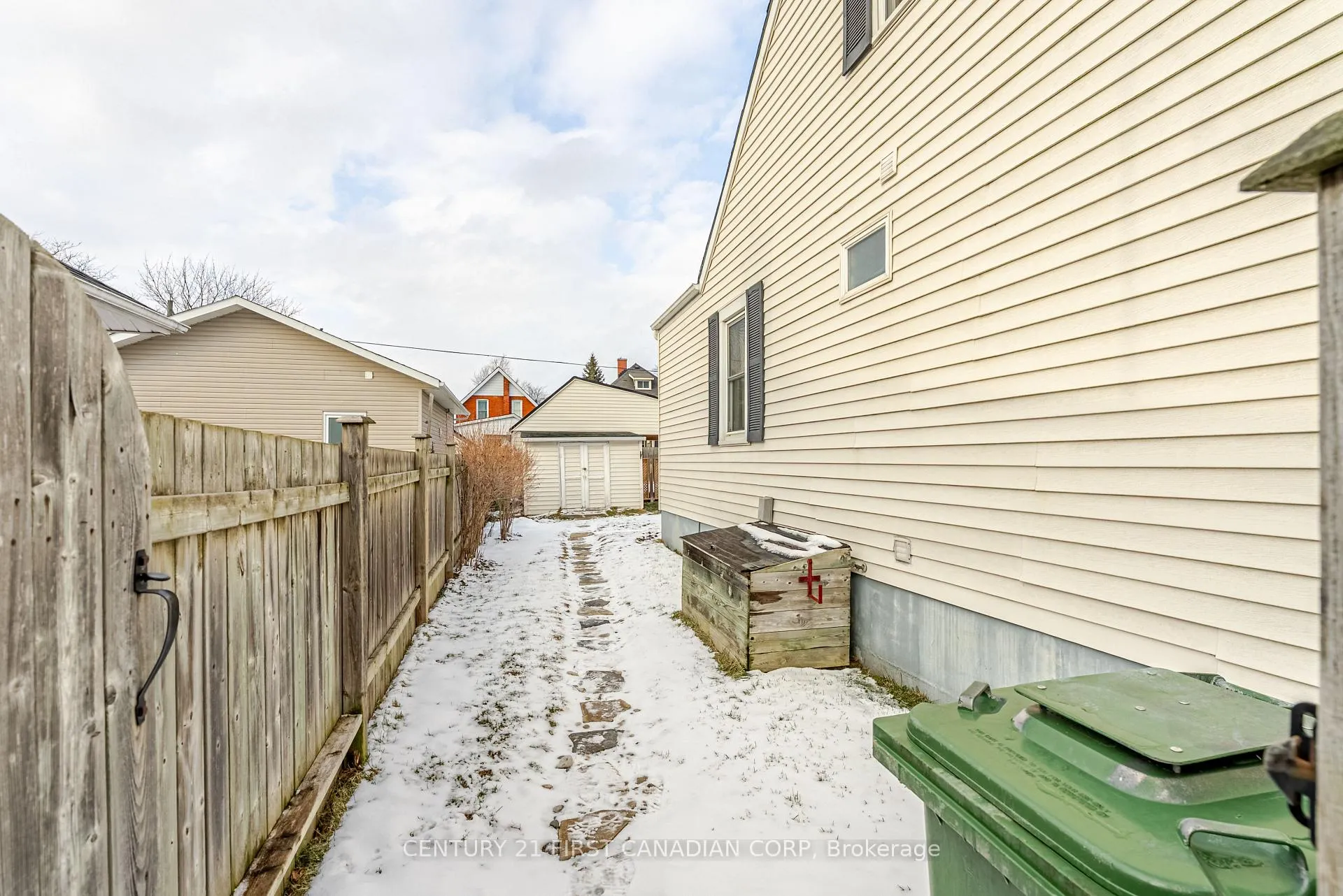 Photo 35 of 108 Myrtle Street, St. Thomas — HOMEH