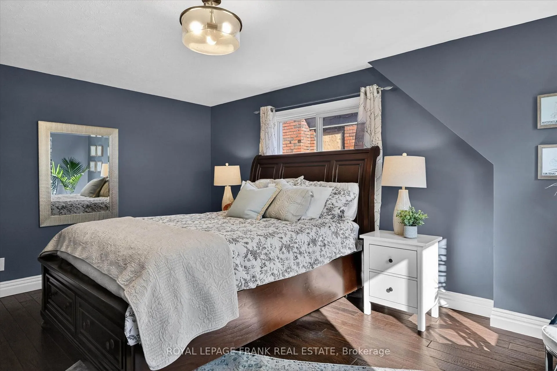 Photo 28 of 452 Gordon Avenue, Peterborough, Town Ward 3 — HOMEH