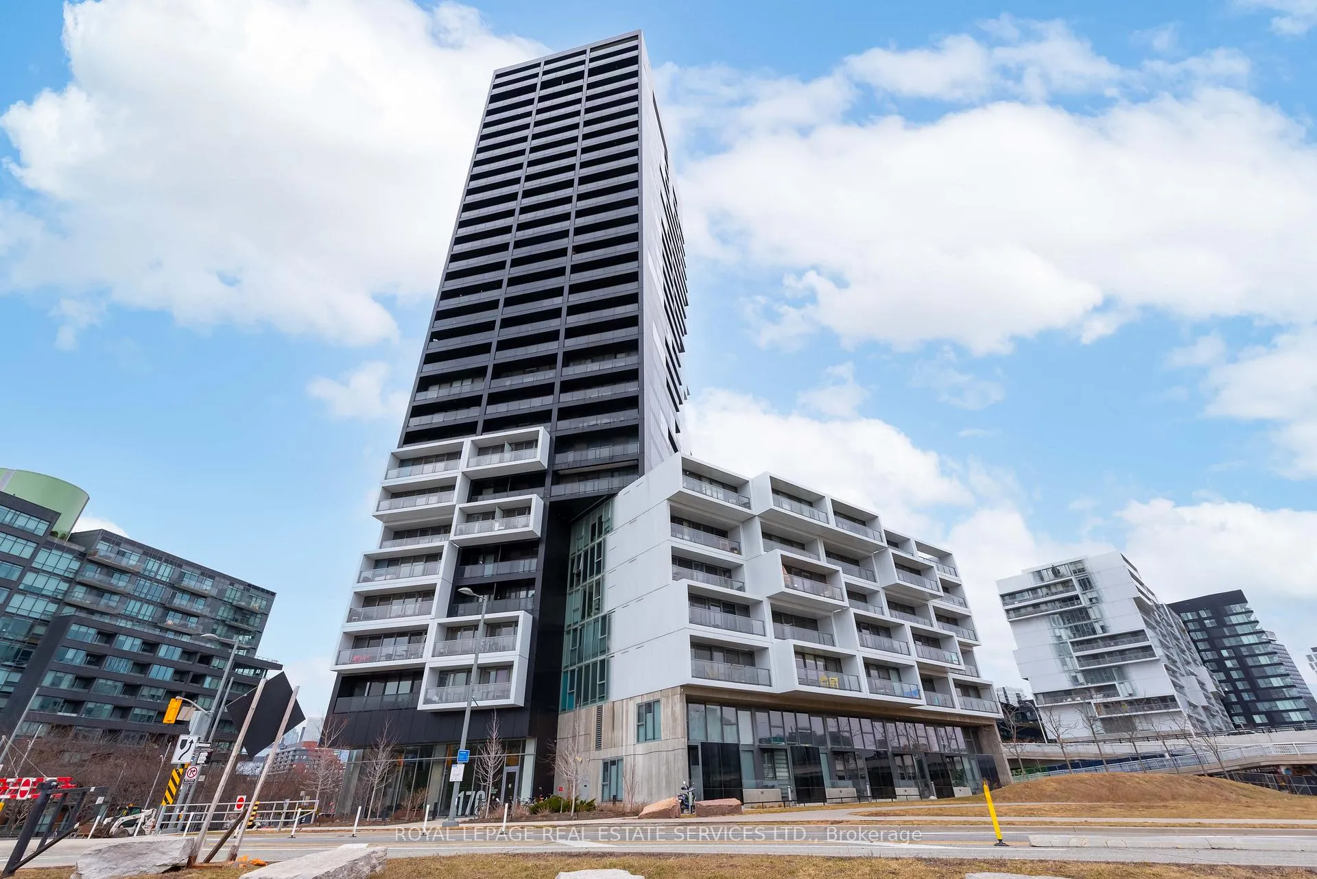 Photo 1 of Unit 711, 170 Bayview Avenue, Toronto, Waterfront Communities — HOMEH