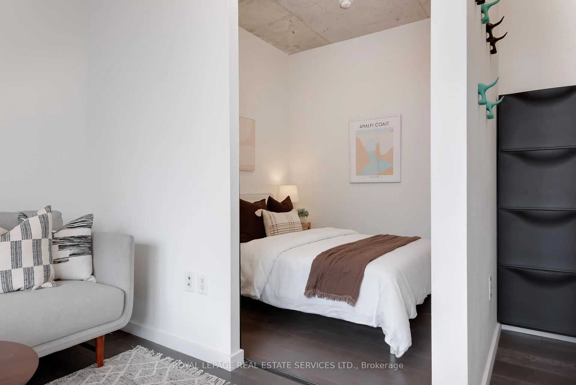 Photo 12 of Unit 711, 170 Bayview Avenue, Toronto, Waterfront Communities — HOMEH
