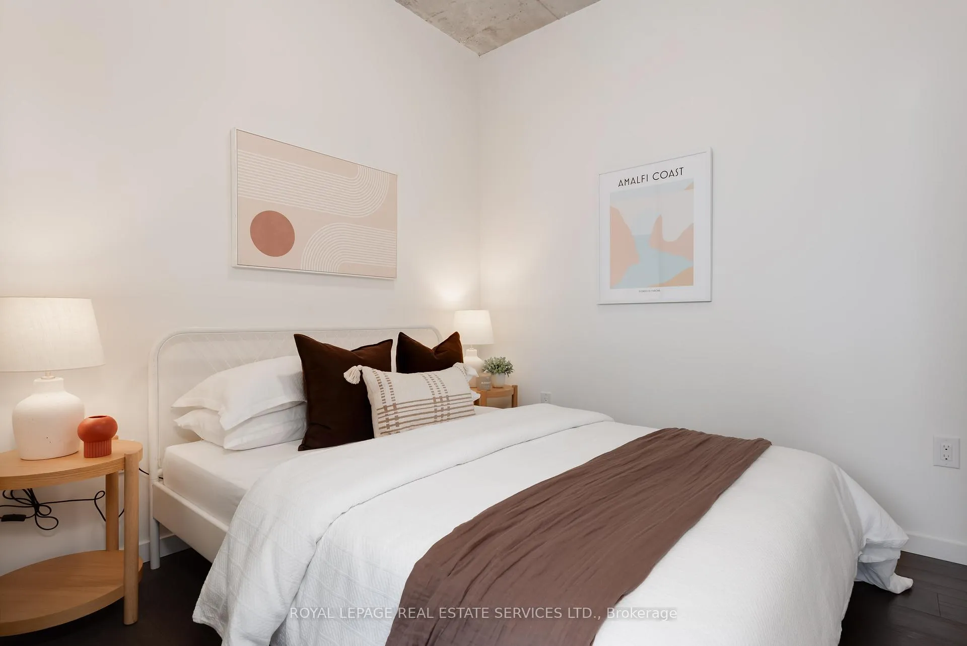 Photo 13 of Unit 711, 170 Bayview Avenue, Toronto, Waterfront Communities — HOMEH