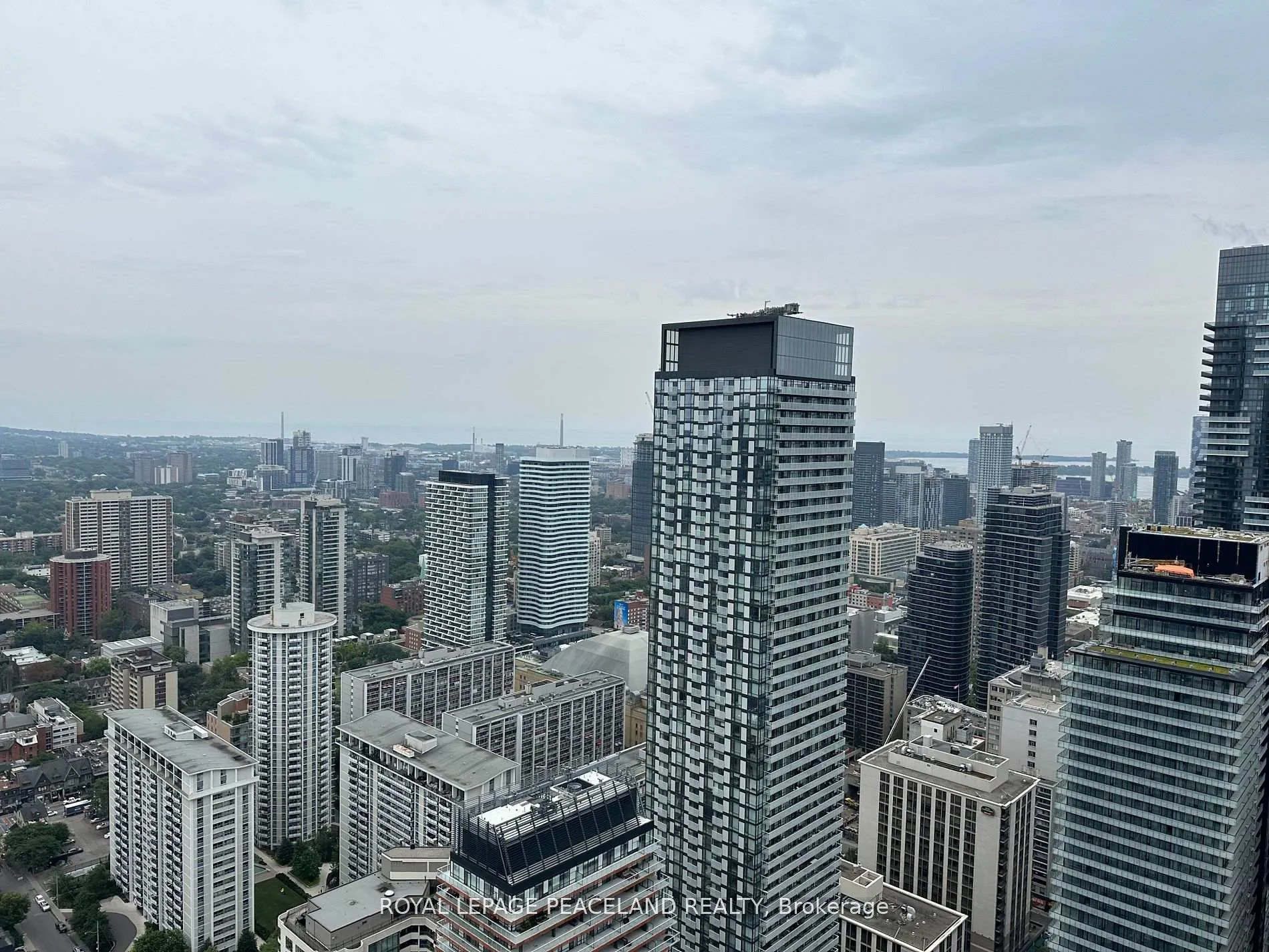 Front of Unit 4803, 11 Wellesley Street W