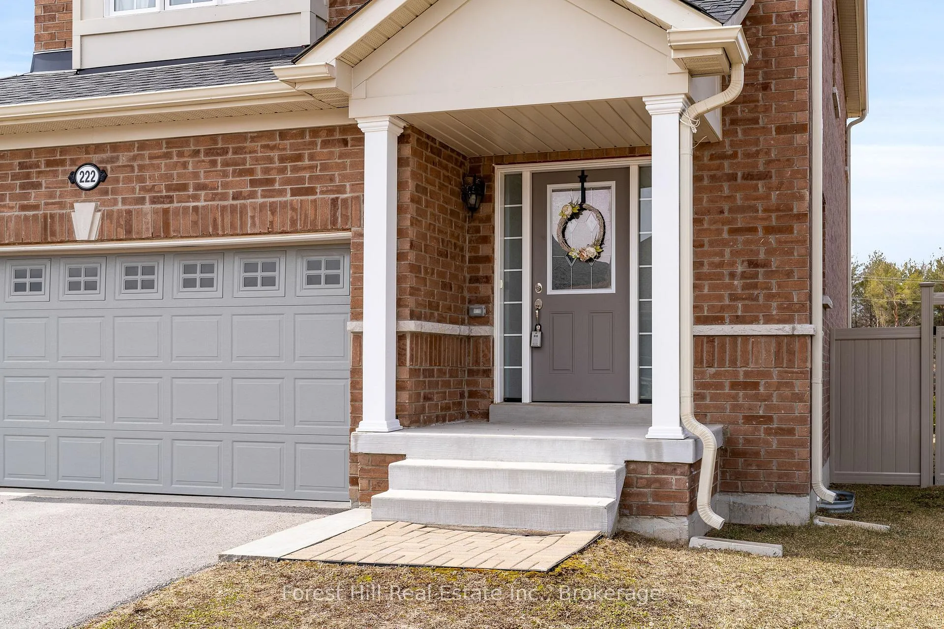Photo 3 of 222 Springfield Crescent, Clearview, Stayner — HOMEH