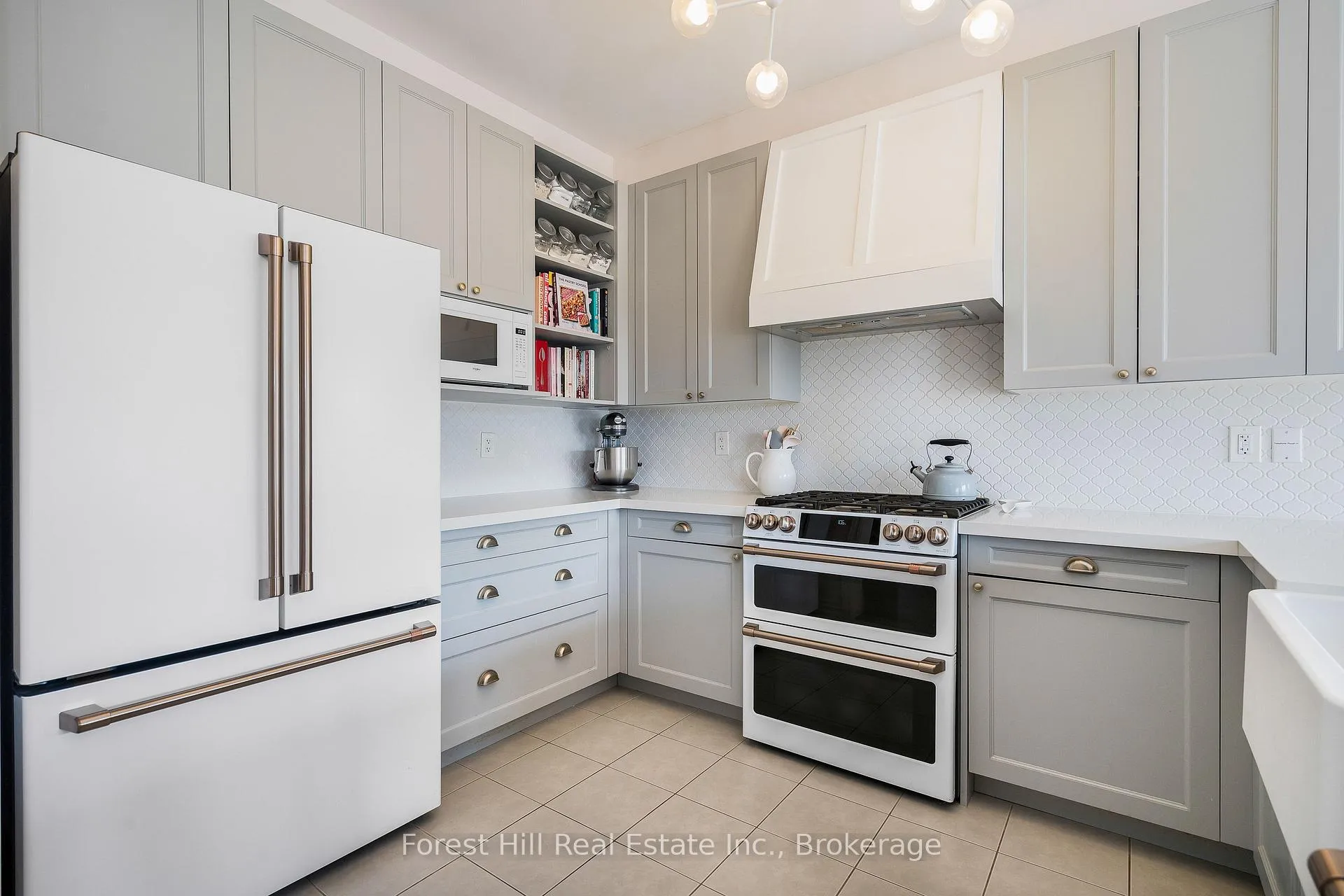 Photo 7 of 222 Springfield Crescent, Clearview, Stayner — HOMEH