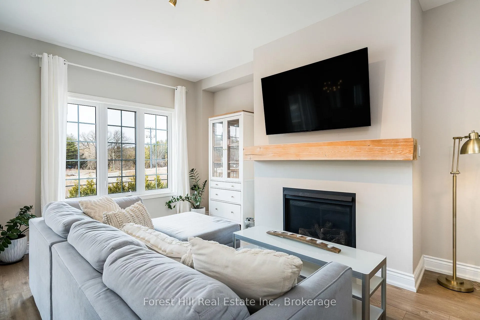 Photo 11 of 222 Springfield Crescent, Clearview, Stayner — HOMEH