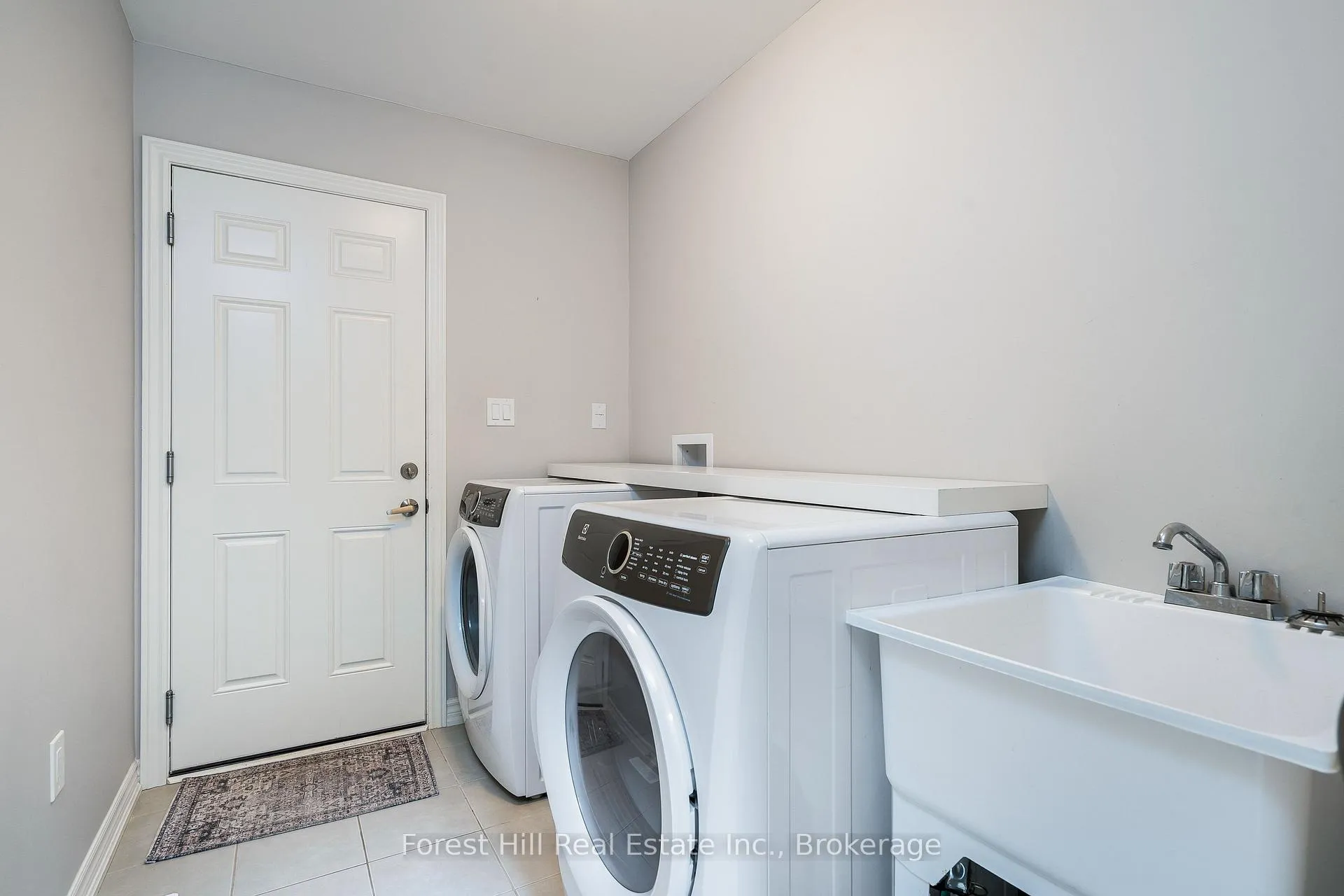 Photo 30 of 222 Springfield Crescent, Clearview, Stayner — HOMEH