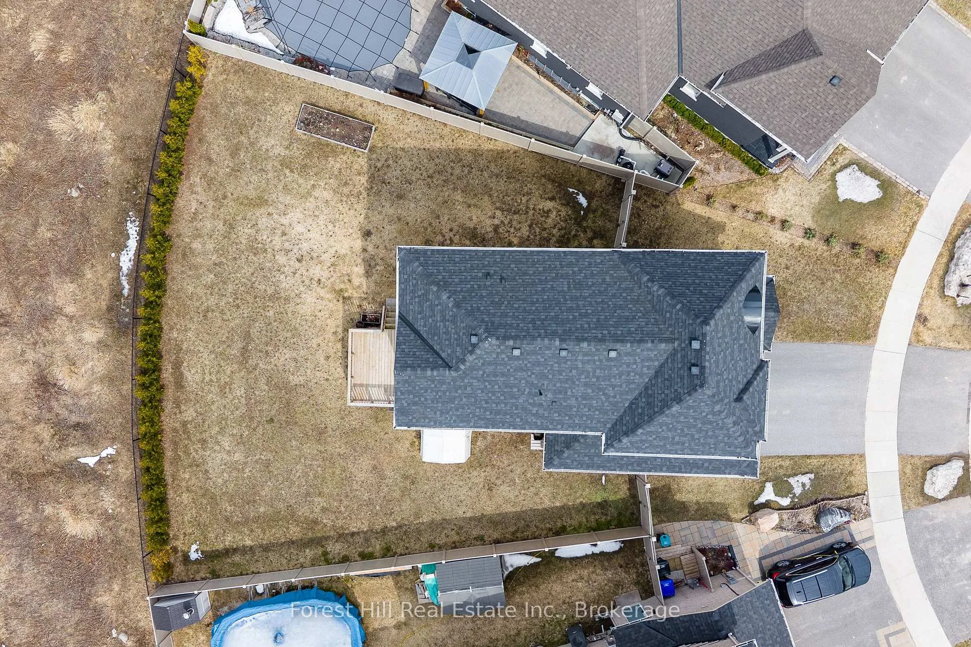 Photo 38 of 222 Springfield Crescent, Clearview, Stayner — HOMEH