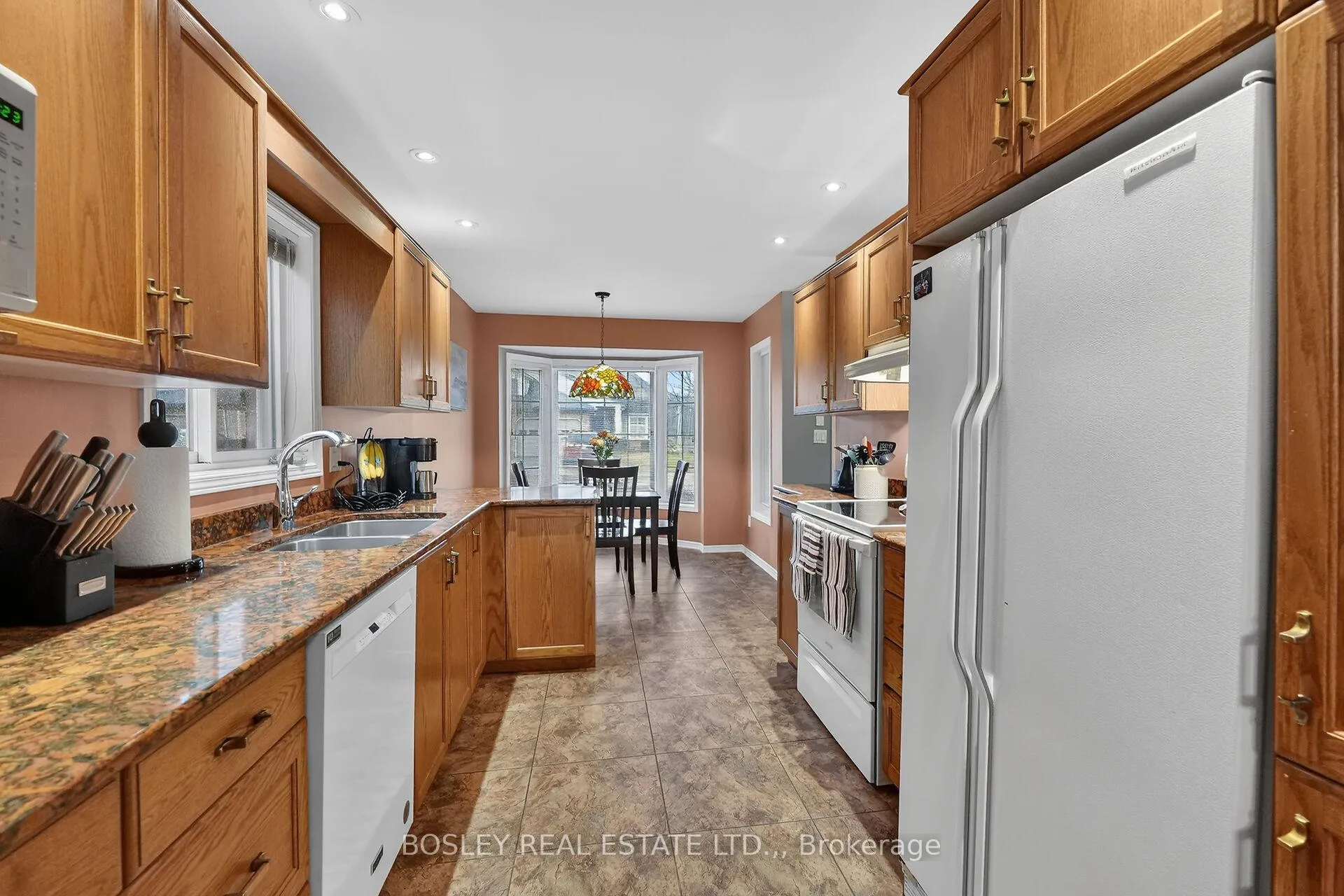 Photo 10 of Unit 34, 121 Glen Morris Drive, St. Catharines, Glendale/Glenridge — HOMEH