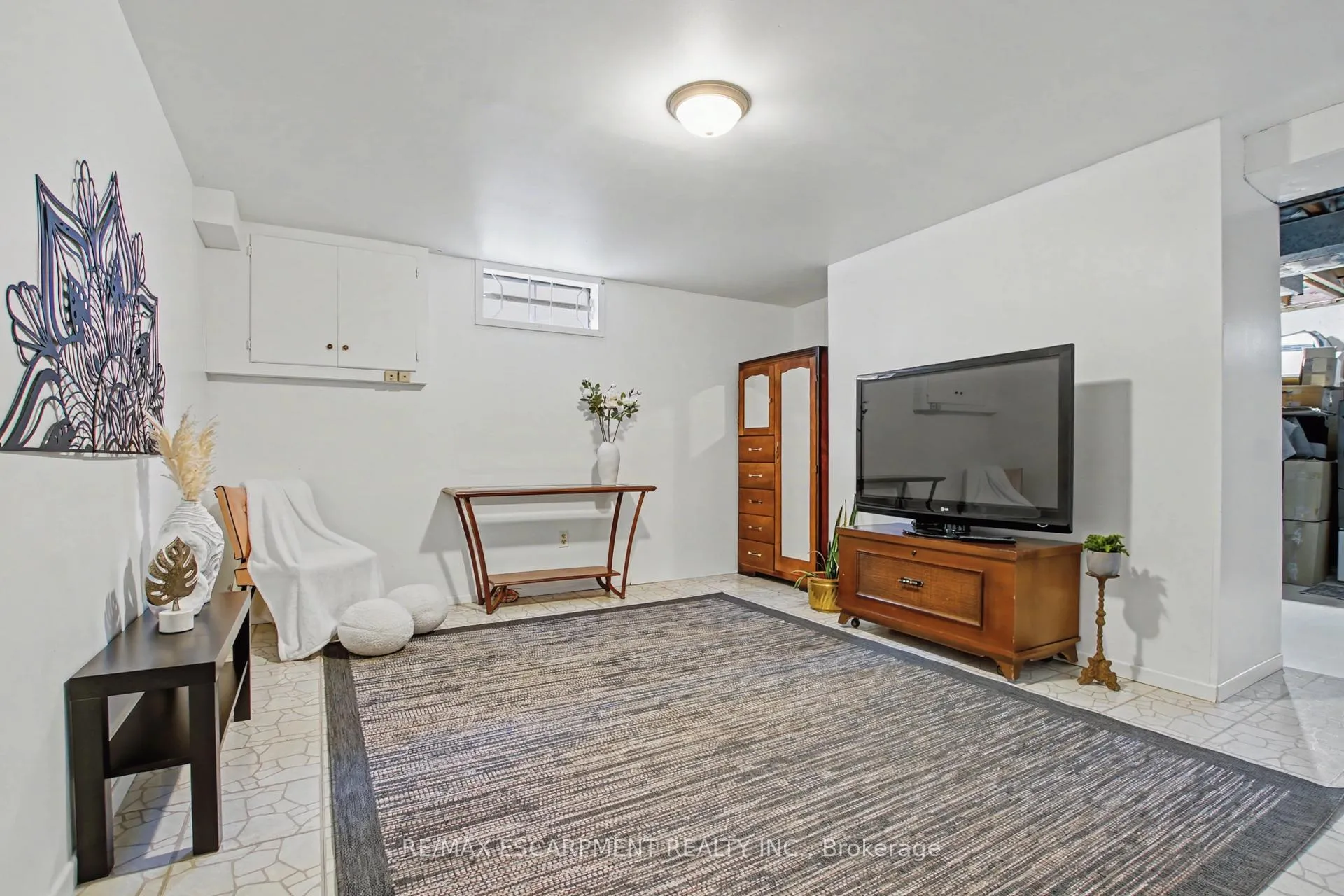 Photo 25 of 21 Greystone Crescent, St. Catharines, Lakeport — HOMEH