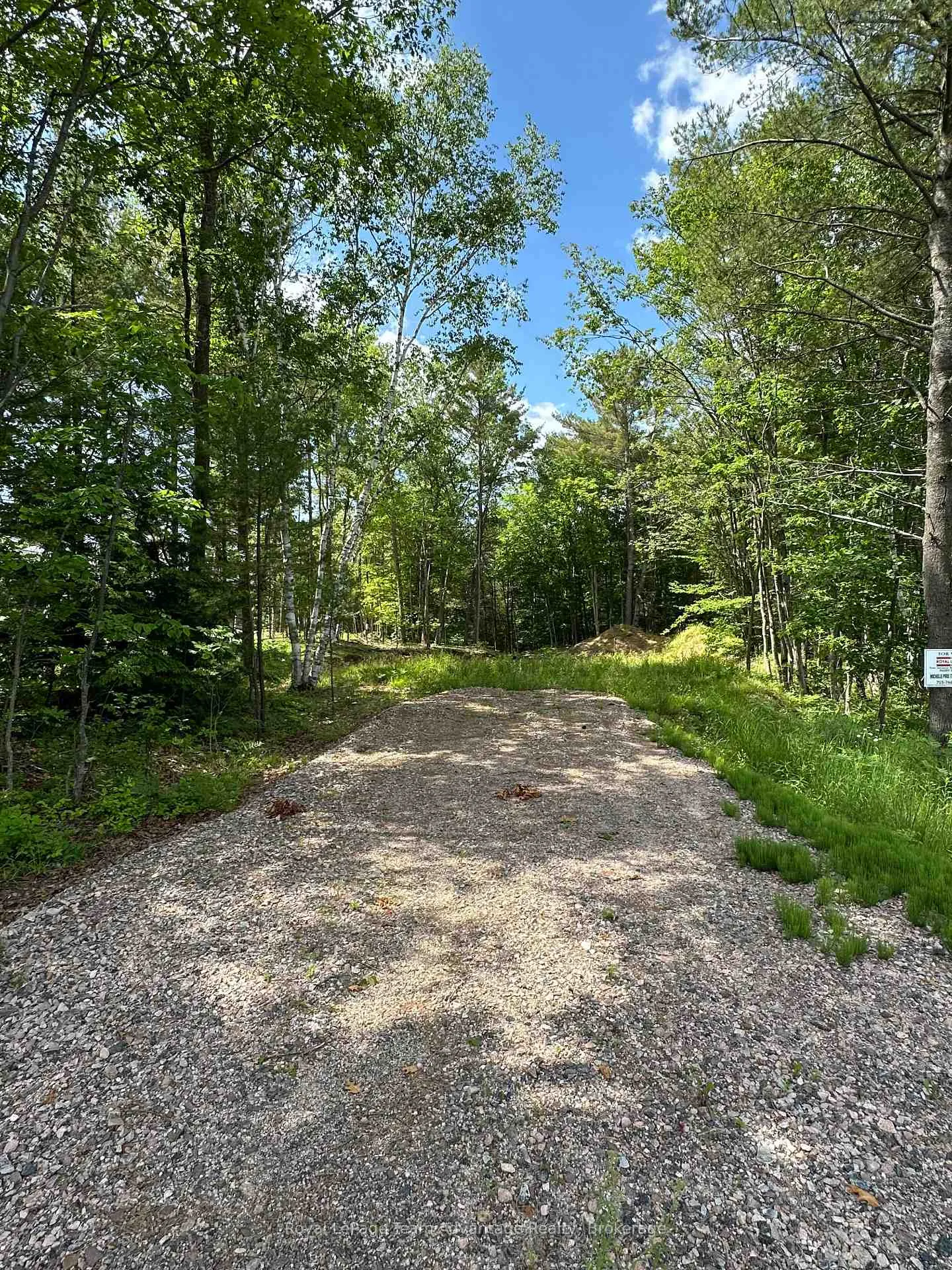 Photo 3 of 252 Nobel Road, McDougall — HOMEH