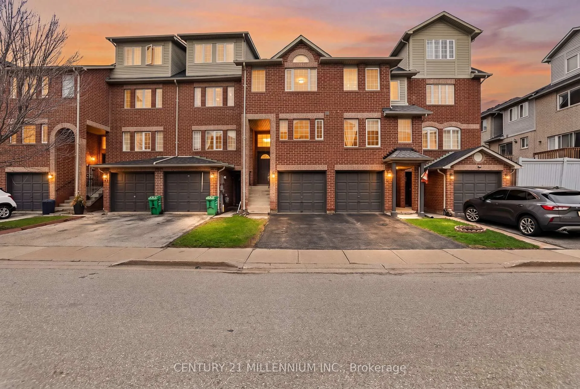 Photo 1 of Unit 97, 97 Spadina Road, Brampton, Brampton West — HOMEH