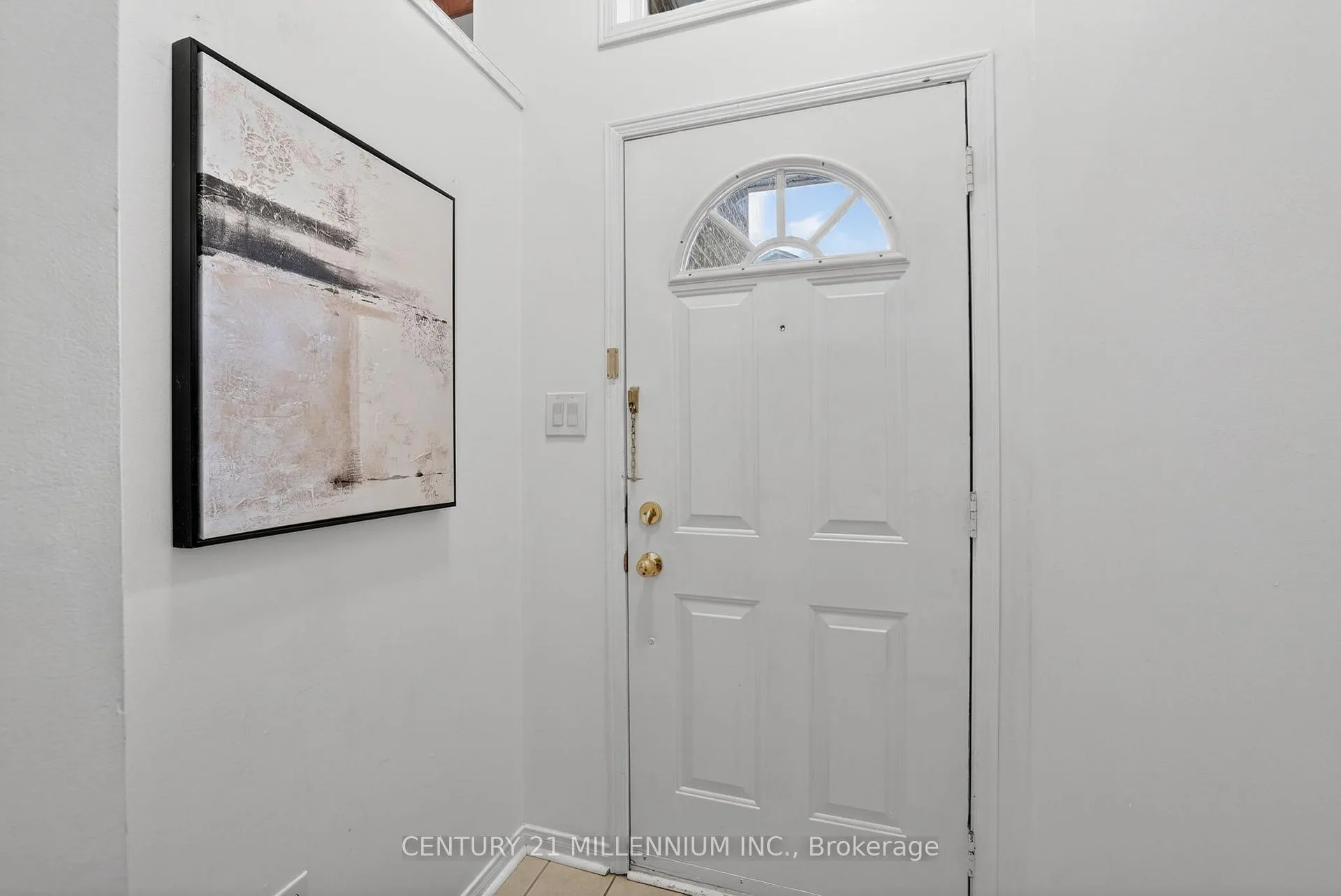Photo 6 of Unit 97, 97 Spadina Road, Brampton, Brampton West — HOMEH