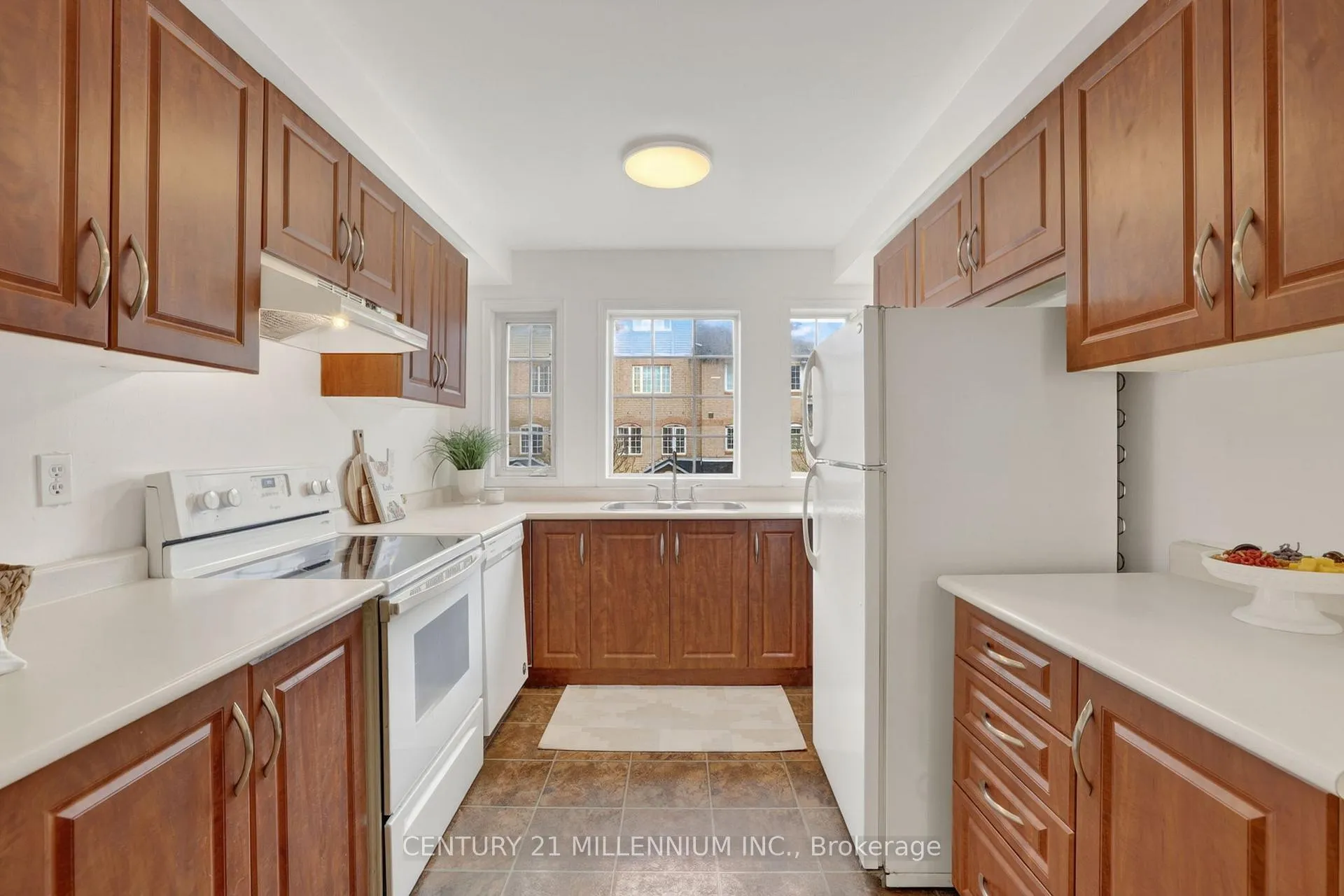 Photo 11 of Unit 97, 97 Spadina Road, Brampton, Brampton West — HOMEH