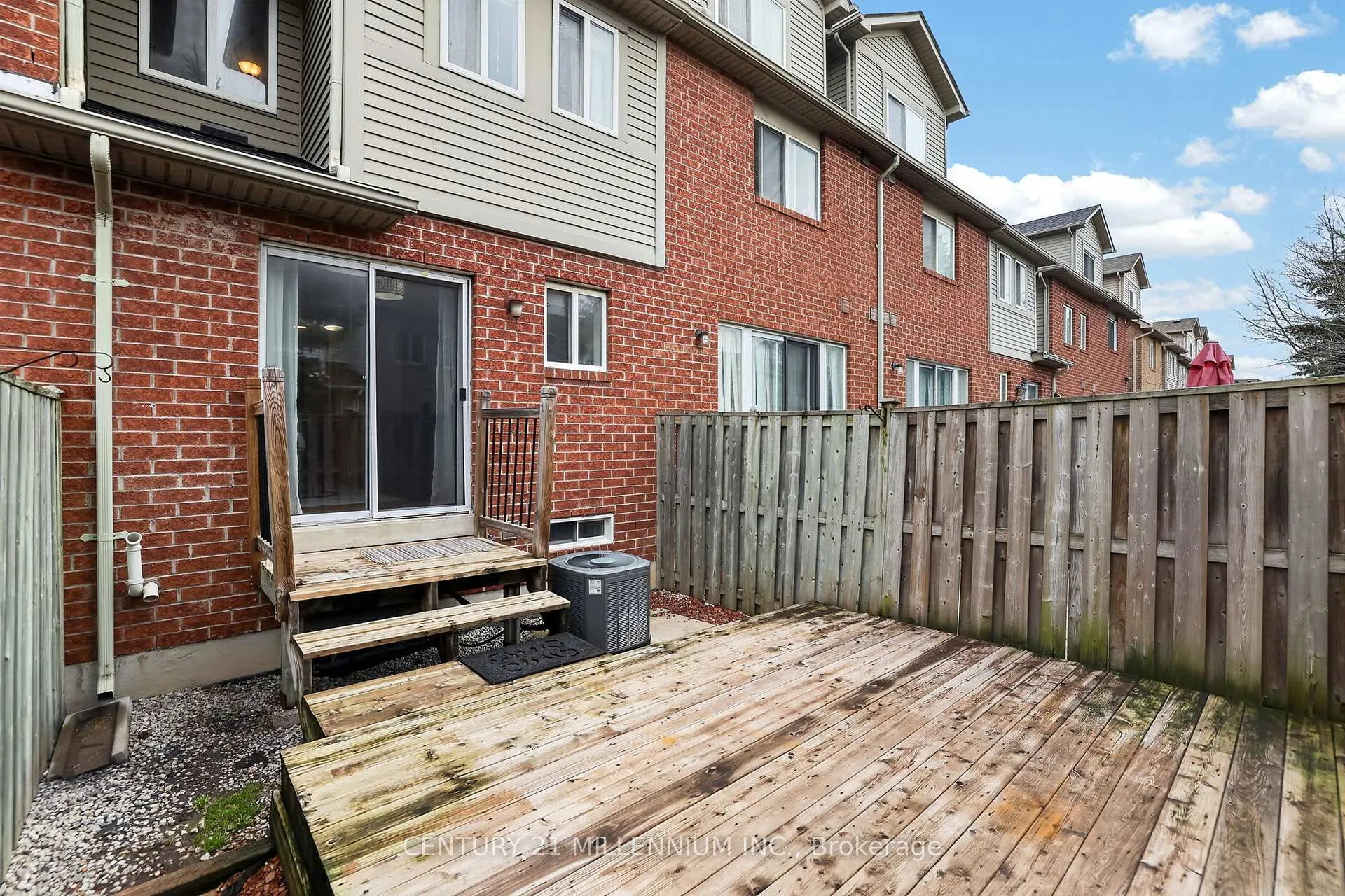 Photo 37 of Unit 97, 97 Spadina Road, Brampton, Brampton West — HOMEH