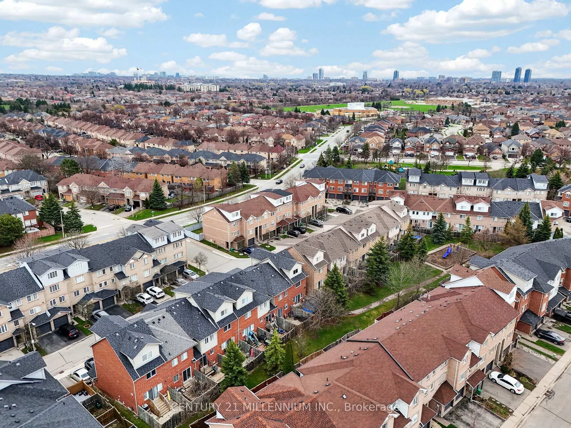 Photo 40 of Unit 97, 97 Spadina Road, Brampton, Brampton West — HOMEH
