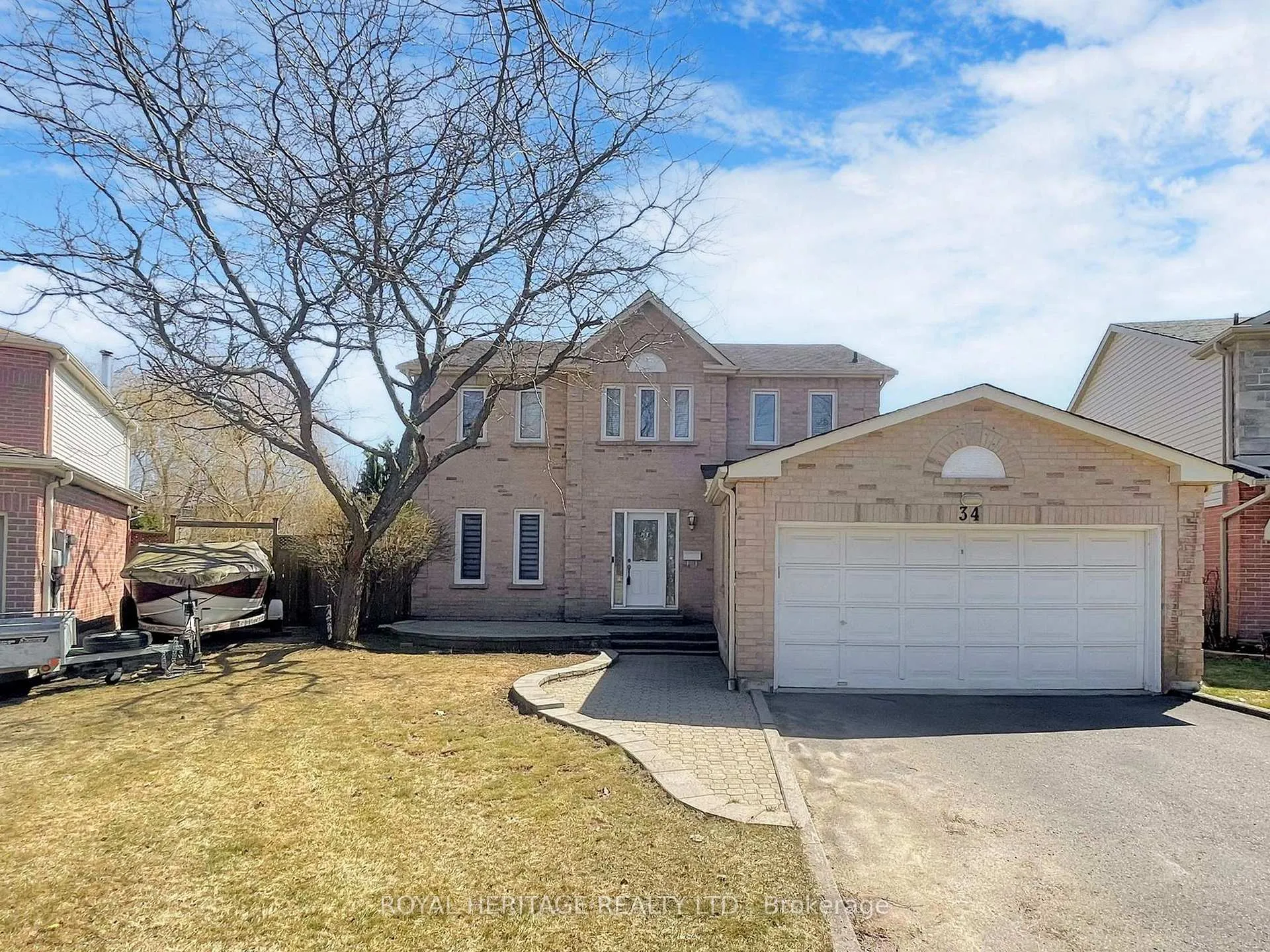 Photo 2 of 34 Barbour Crescent, Ajax, South East — HOMEH