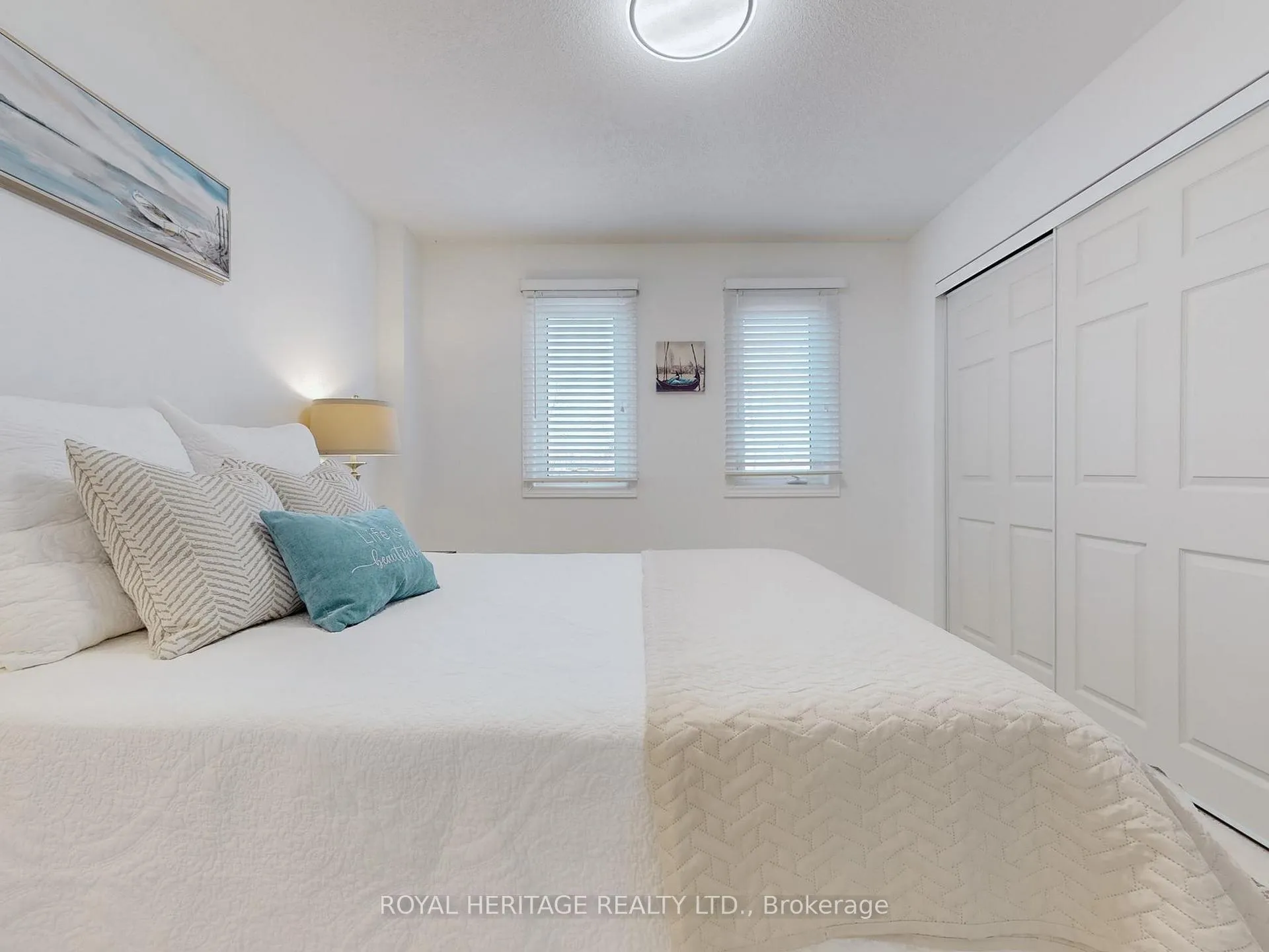 Photo 33 of 34 Barbour Crescent, Ajax, South East — HOMEH