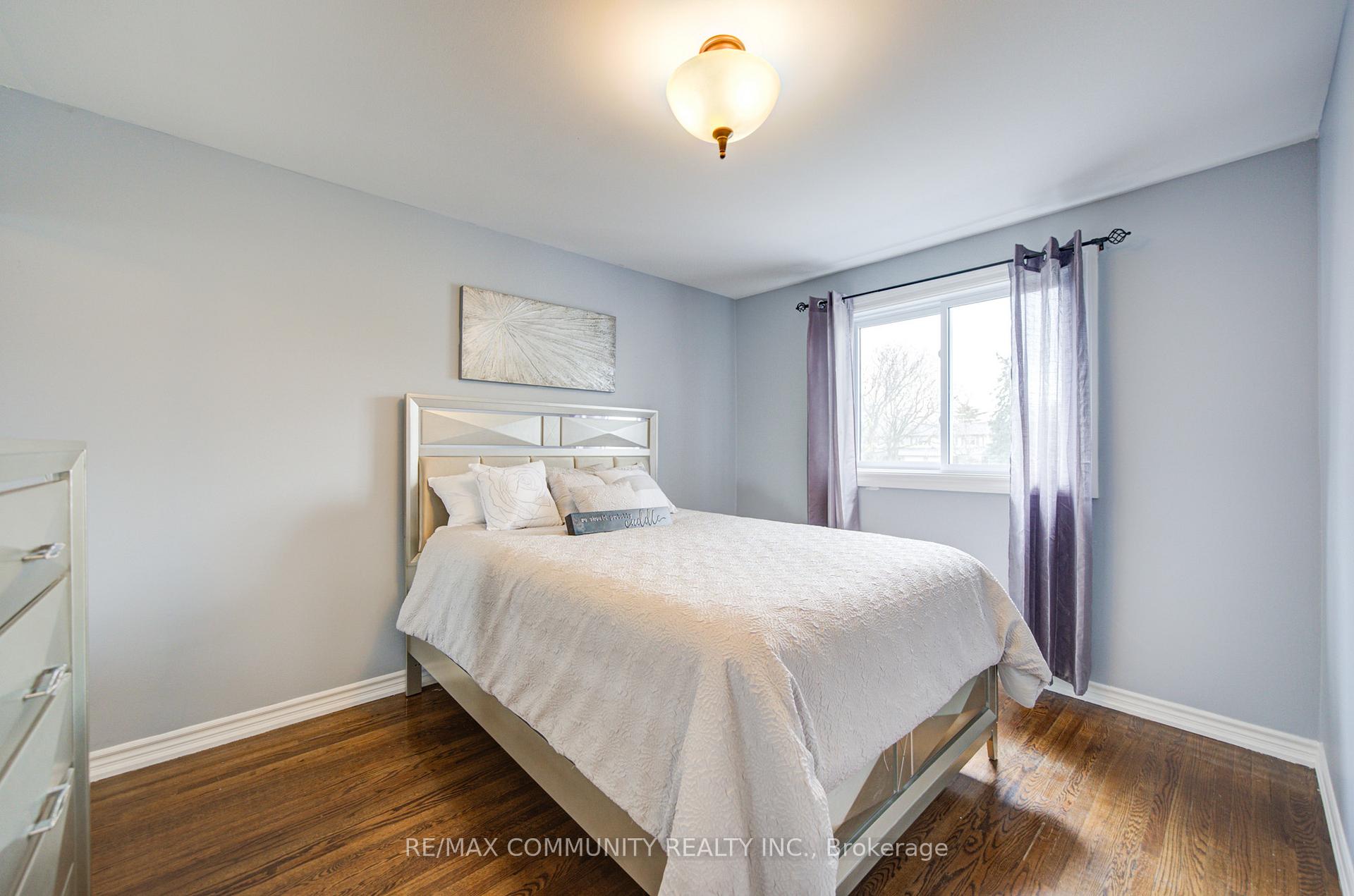 Photo 33 of 37 Vodden Court, Brampton, Brampton North — HOMEH