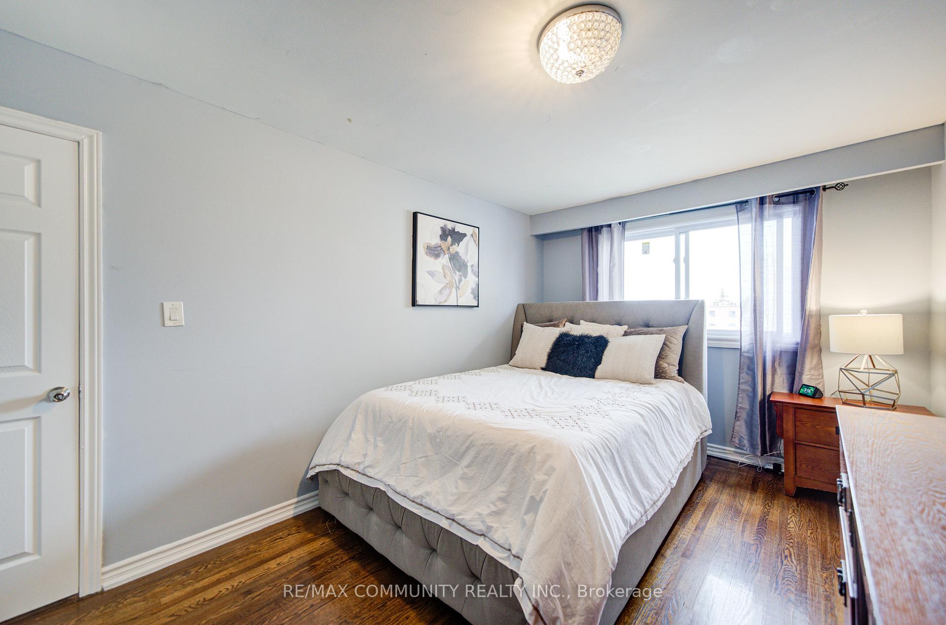 Photo 38 of 37 Vodden Court, Brampton, Brampton North — HOMEH