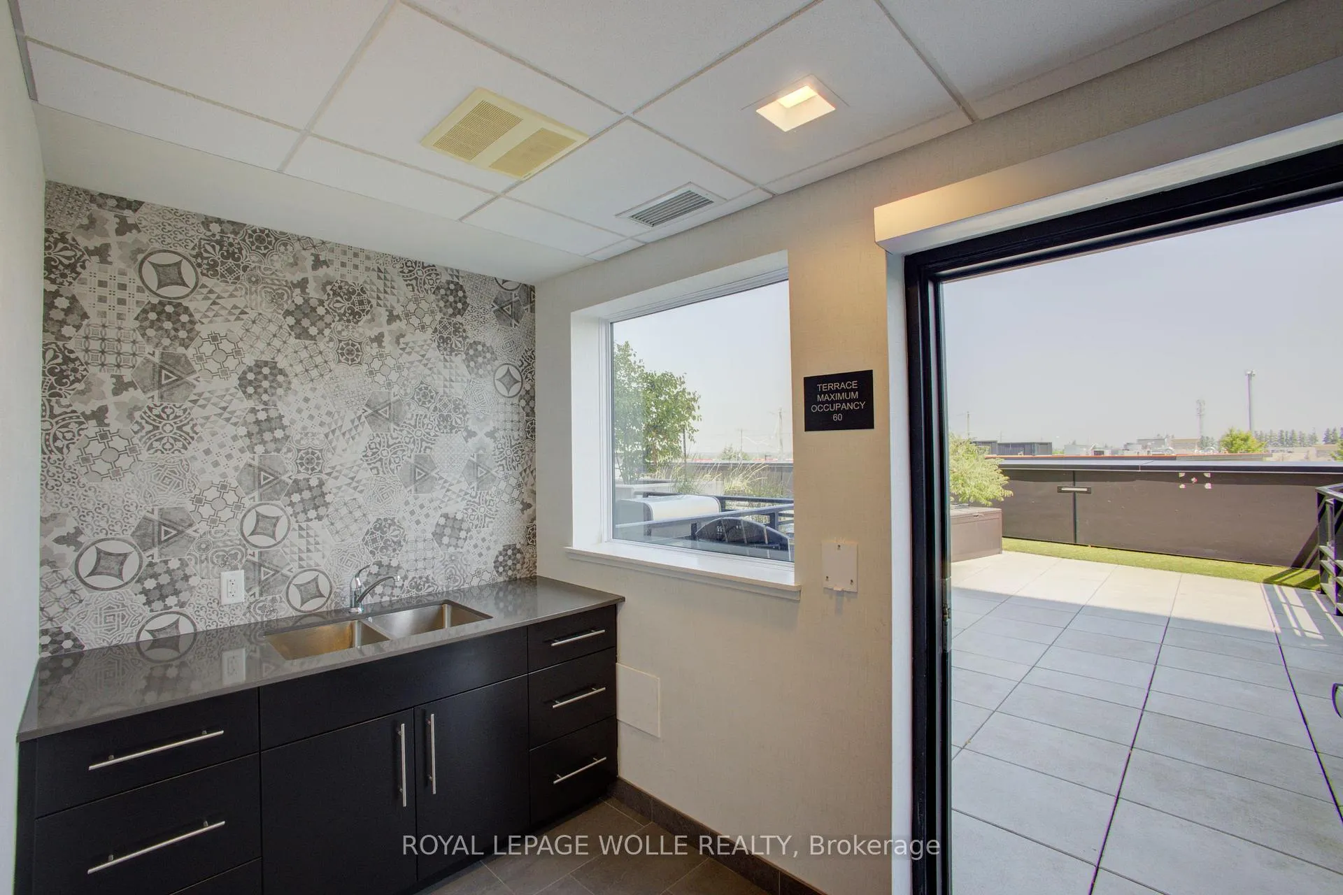 Photo 30 of Unit #208, 243 Northfield Drive E, Waterloo — HOMEH