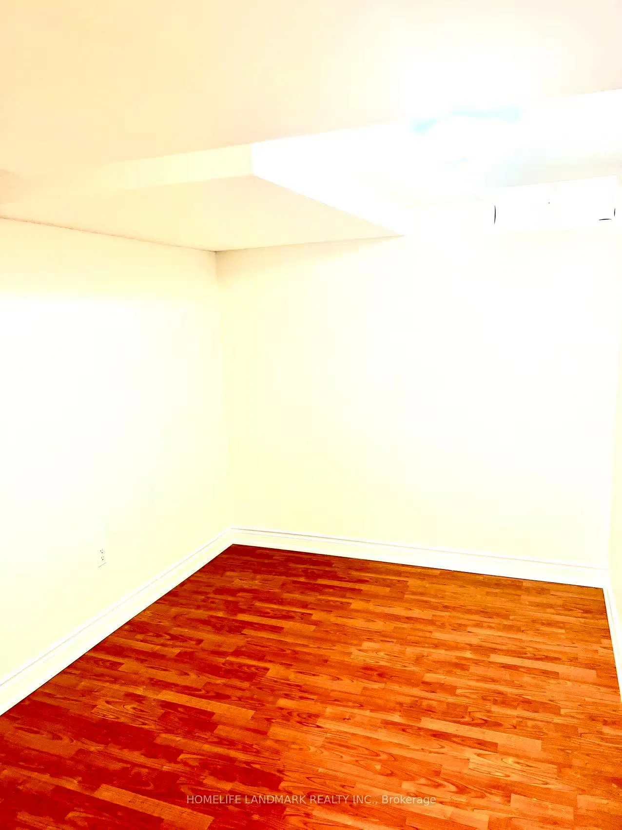Photo 3 of Unit Bsmt, 17 Ferncliffe Crescent, Markham, Cedarwood — HOMEH