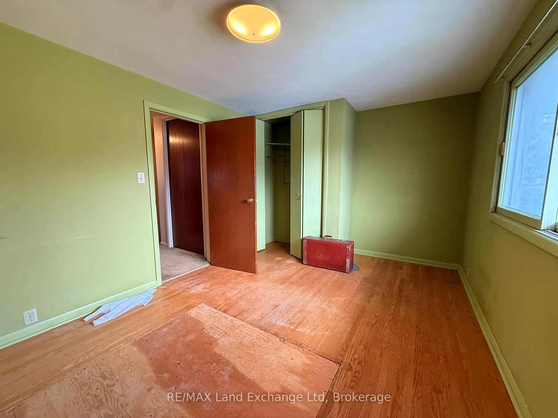 Photo 16 of 301 Summit Drive, North Huron, Wingham — HOMEH