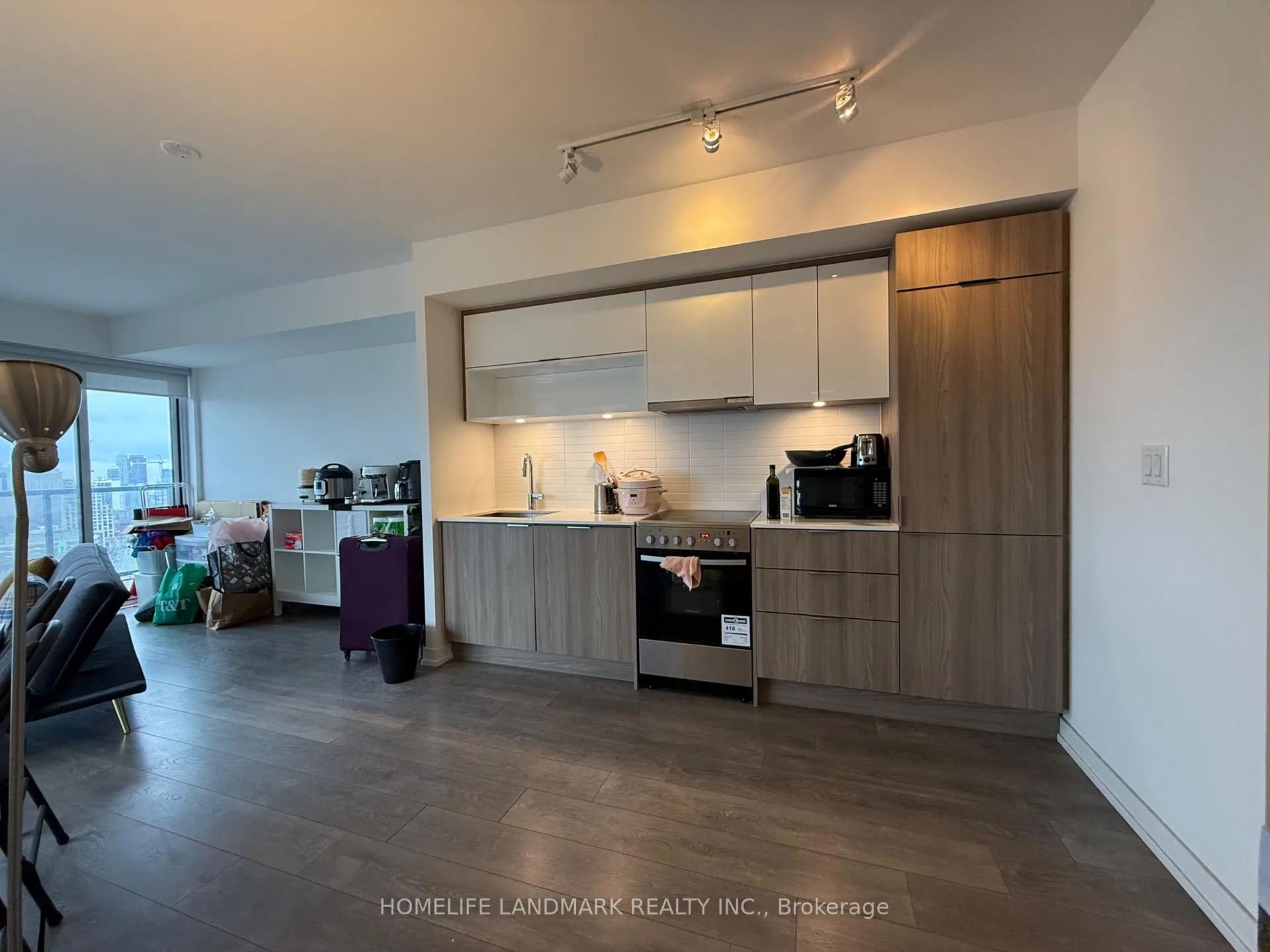 Photo 2 of Unit 1604, 159 Wellesley Street E, Toronto, Cabbagetown-South St. James Town — HOMEH