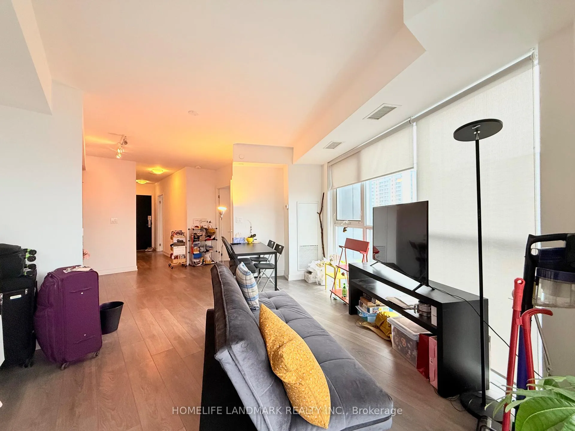 Photo 4 of Unit 1604, 159 Wellesley Street E, Toronto, Cabbagetown-South St. James Town — HOMEH