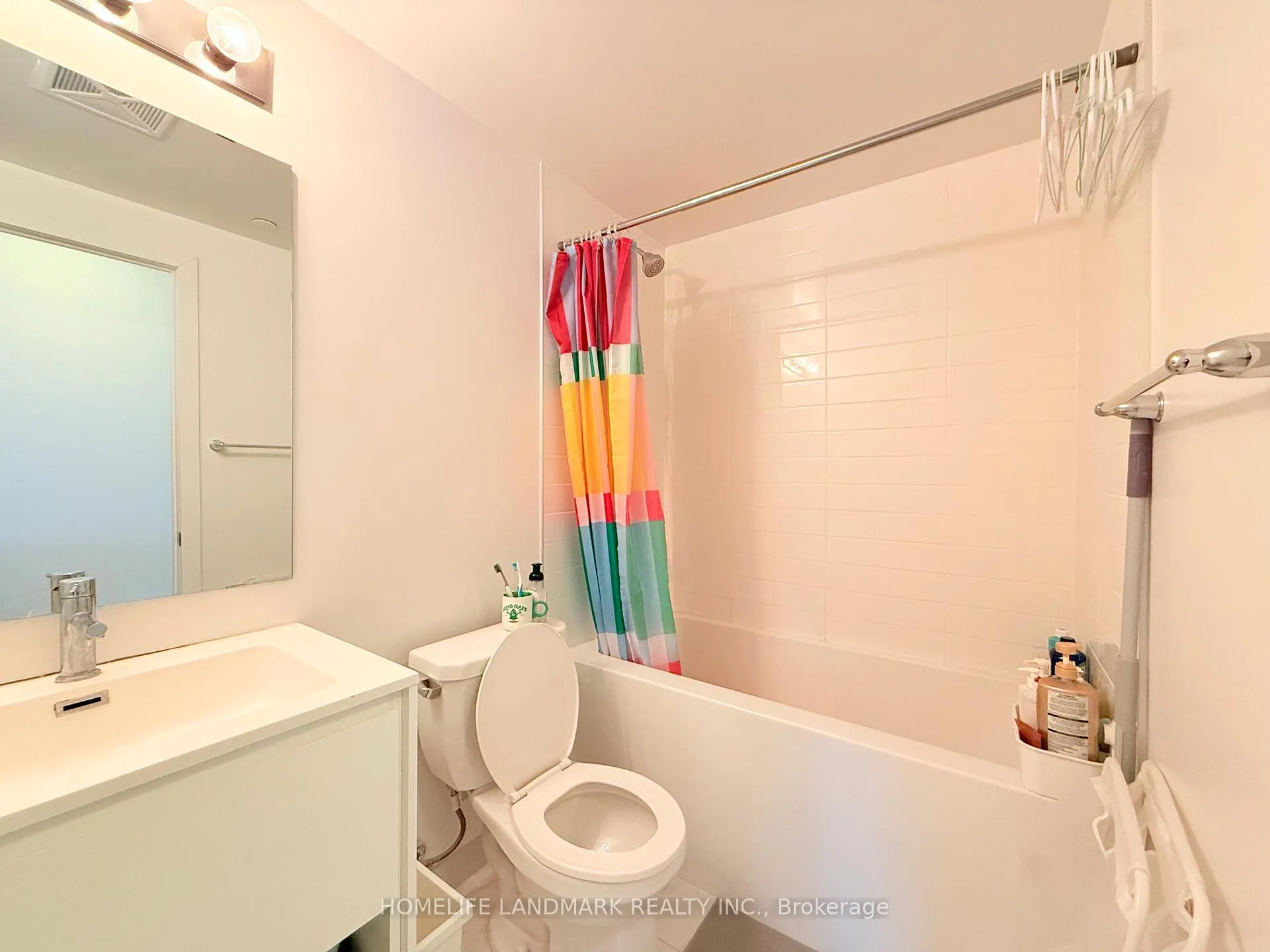 Photo 6 of Unit 1604, 159 Wellesley Street E, Toronto, Cabbagetown-South St. James Town — HOMEH