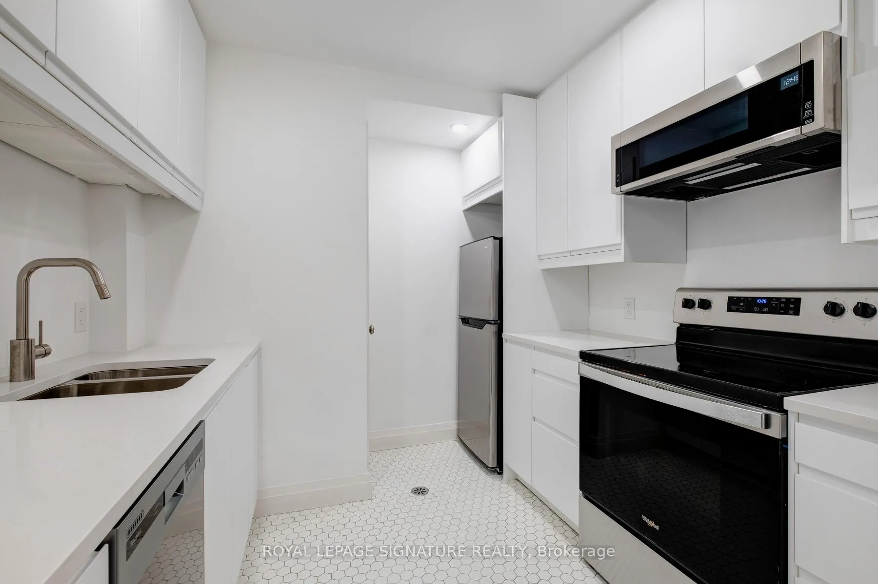 Photo 8 of Unit Lower, 36 Thyra Avenue, Toronto, Crescent Town — HOMEH