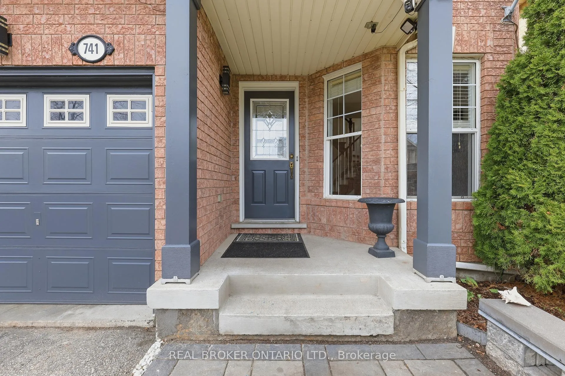 Photo 5 of 741 Hutchinson Avenue, Milton, Beaty — HOMEH