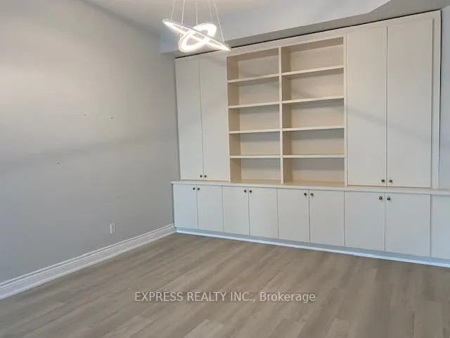 Front of Unit Ph306, 33 Empress Avenue