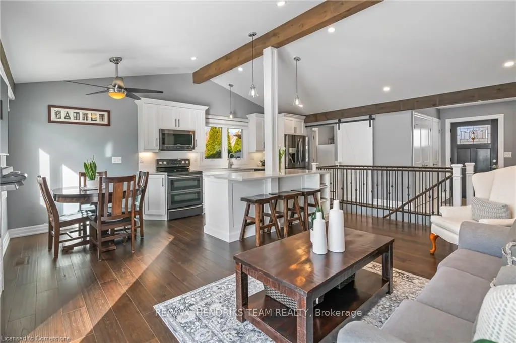 Photo 9 of 162 Glendale Avenue, St. Catharines, Glendale/Glenridge — HOMEH