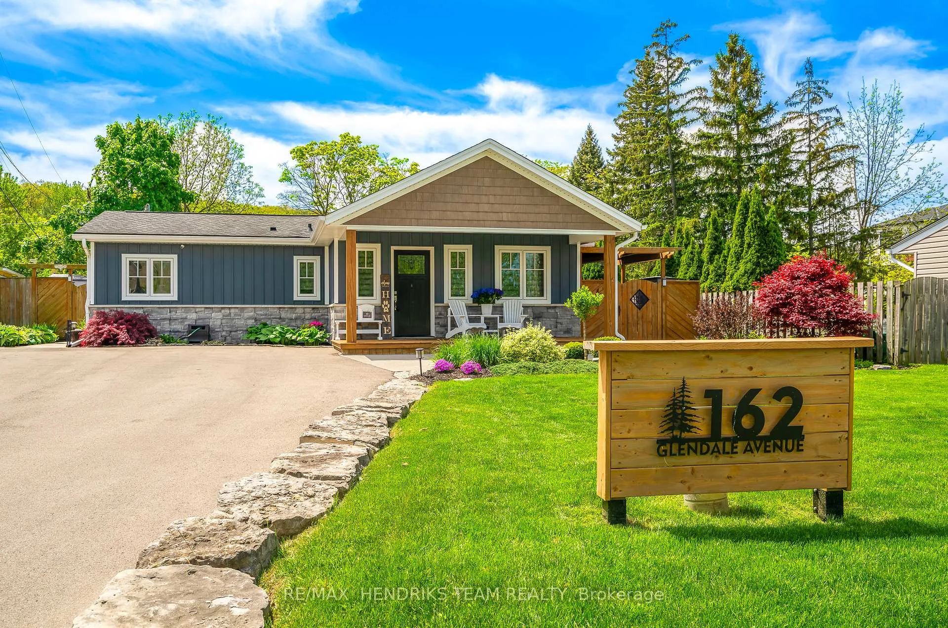 Photo 35 of 162 Glendale Avenue, St. Catharines, Glendale/Glenridge — HOMEH