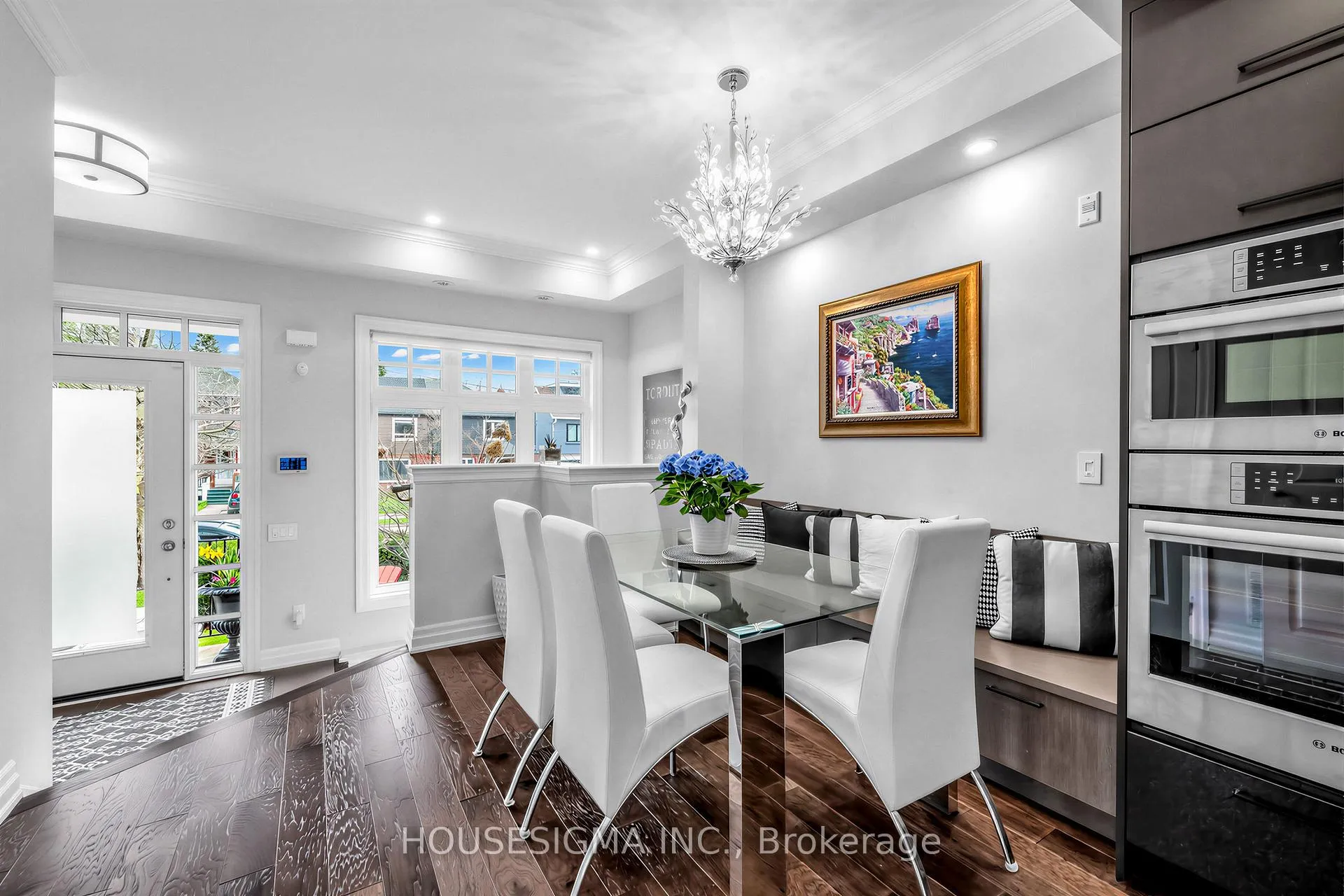 Photo 6 of 361 Roehampton Avenue, Toronto, Mount Pleasant East — HOMEH