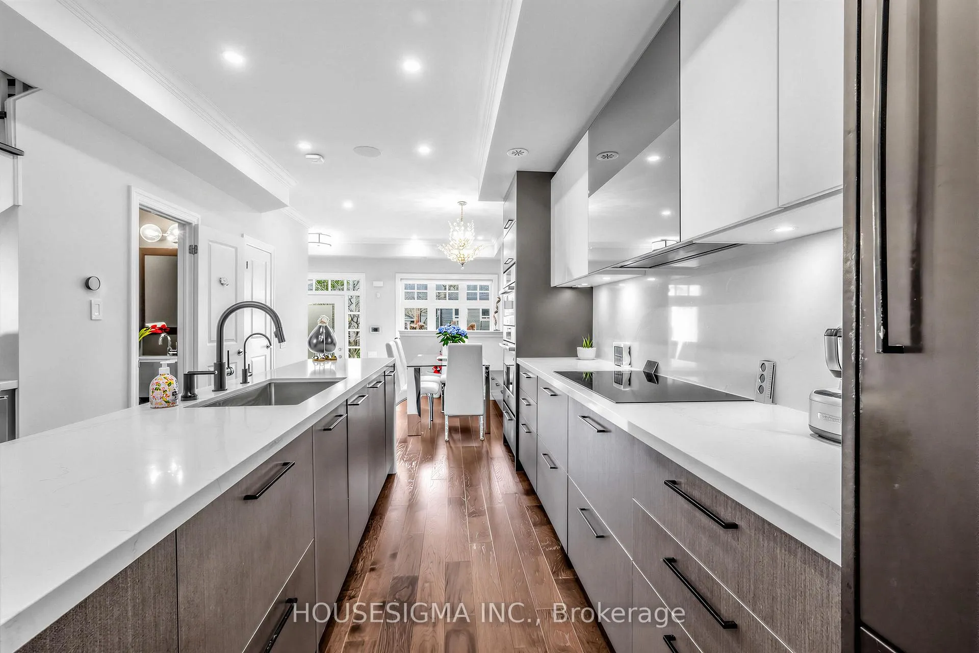 Photo 12 of 361 Roehampton Avenue, Toronto, Mount Pleasant East — HOMEH