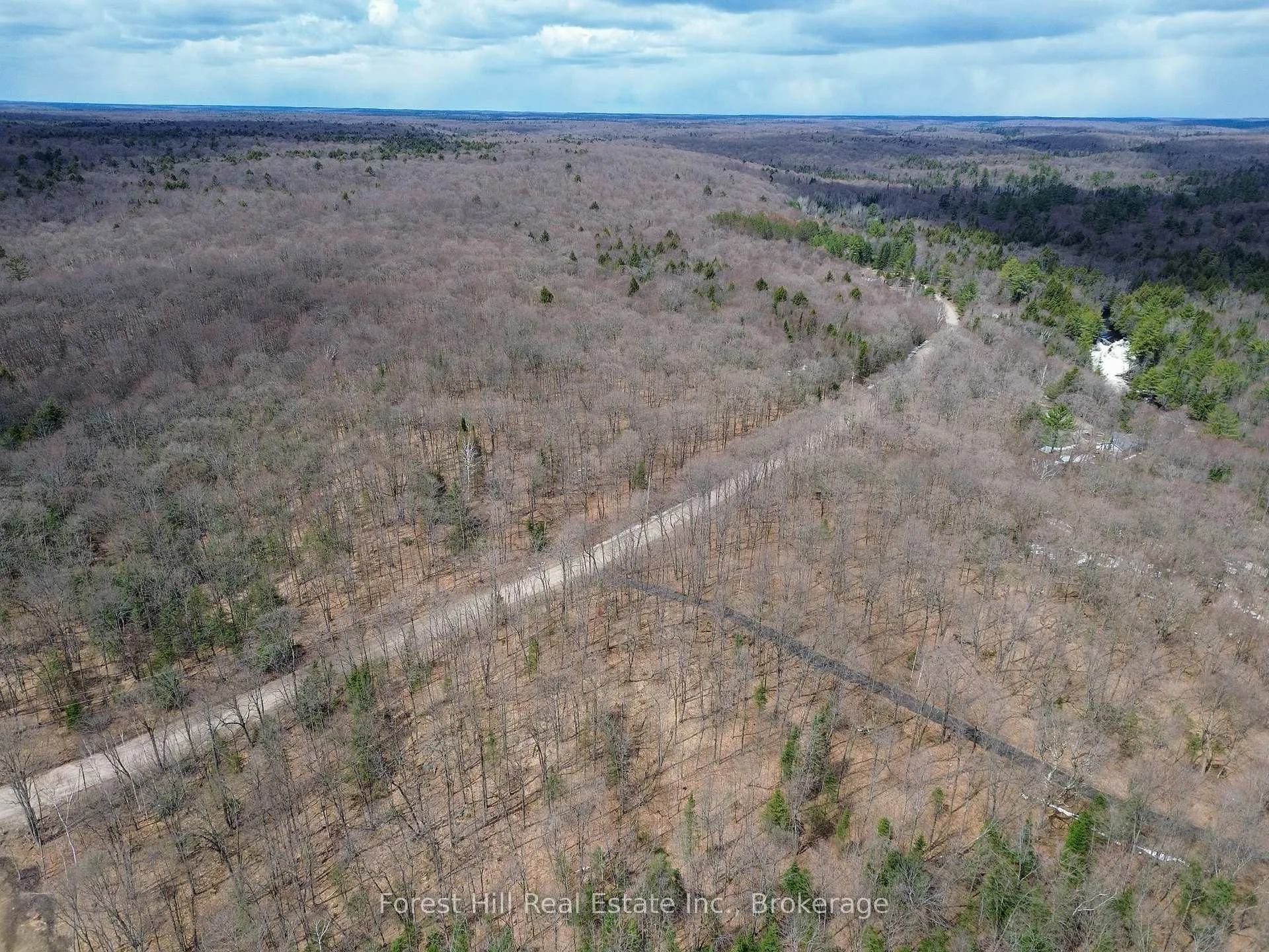 Photo 16 of 1249 Black River Road, Bracebridge, Oakley — HOMEH