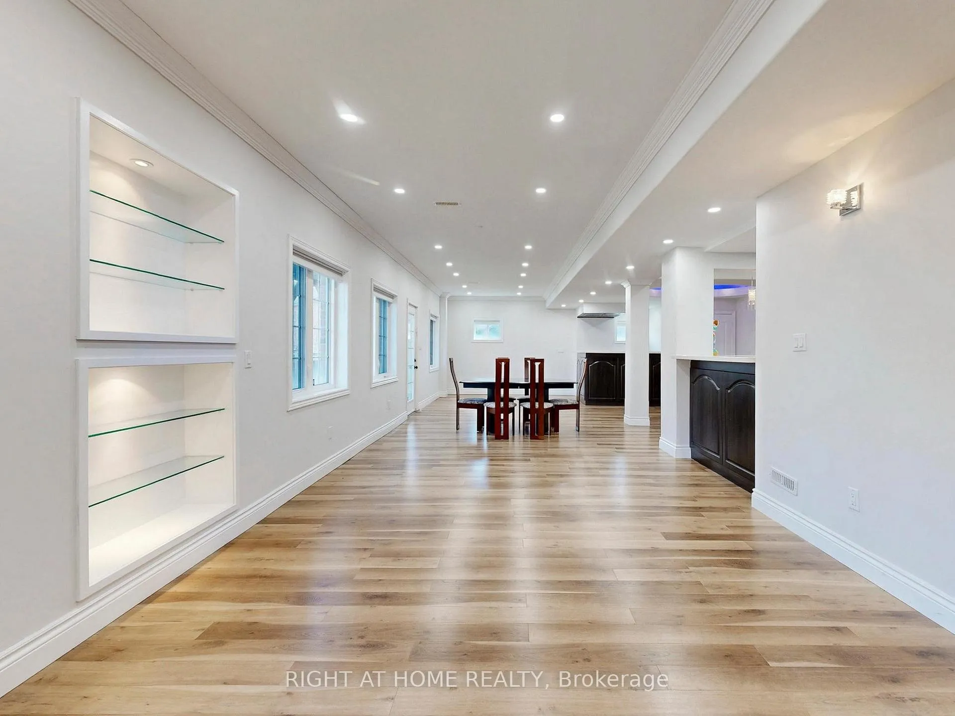 Photo 46 of 27 Heaney Court, Aurora, Bayview Northeast — HOMEH