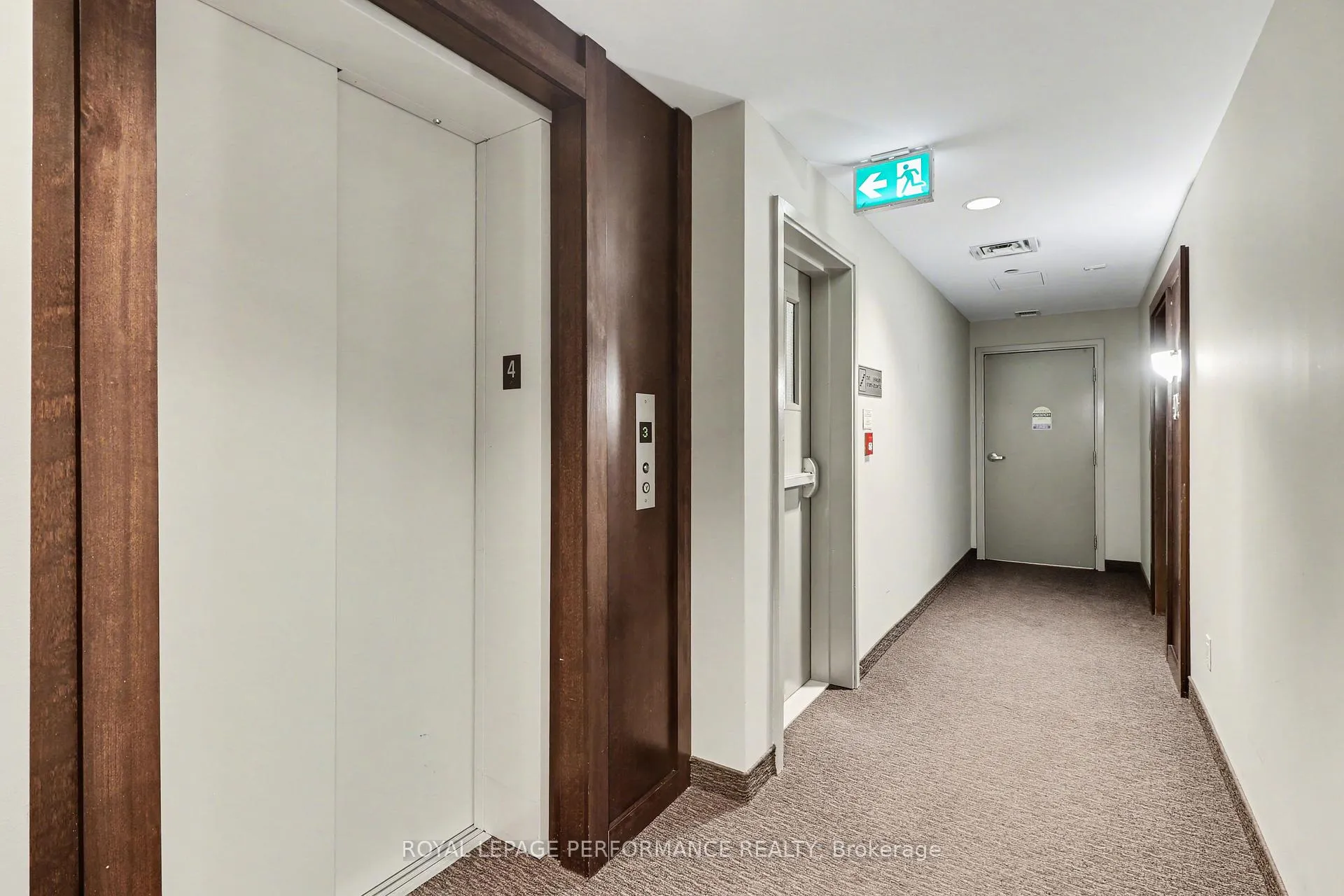 Photo 3 of Unit 403, 120 Montblanc Private, Ottawa, Convent Glen North — HOMEH