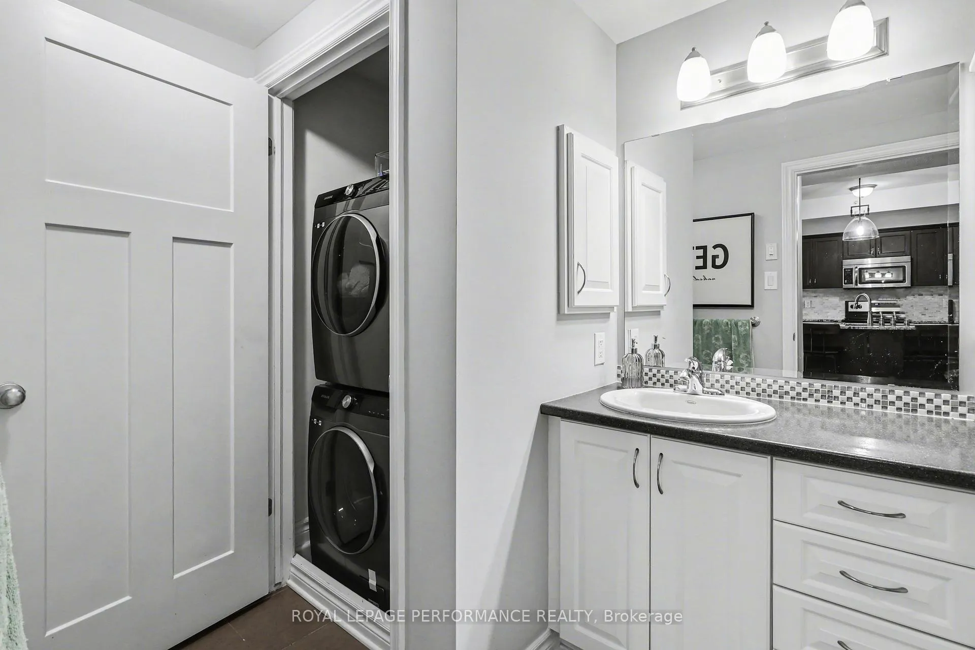 Photo 18 of Unit 403, 120 Montblanc Private, Ottawa, Convent Glen North — HOMEH