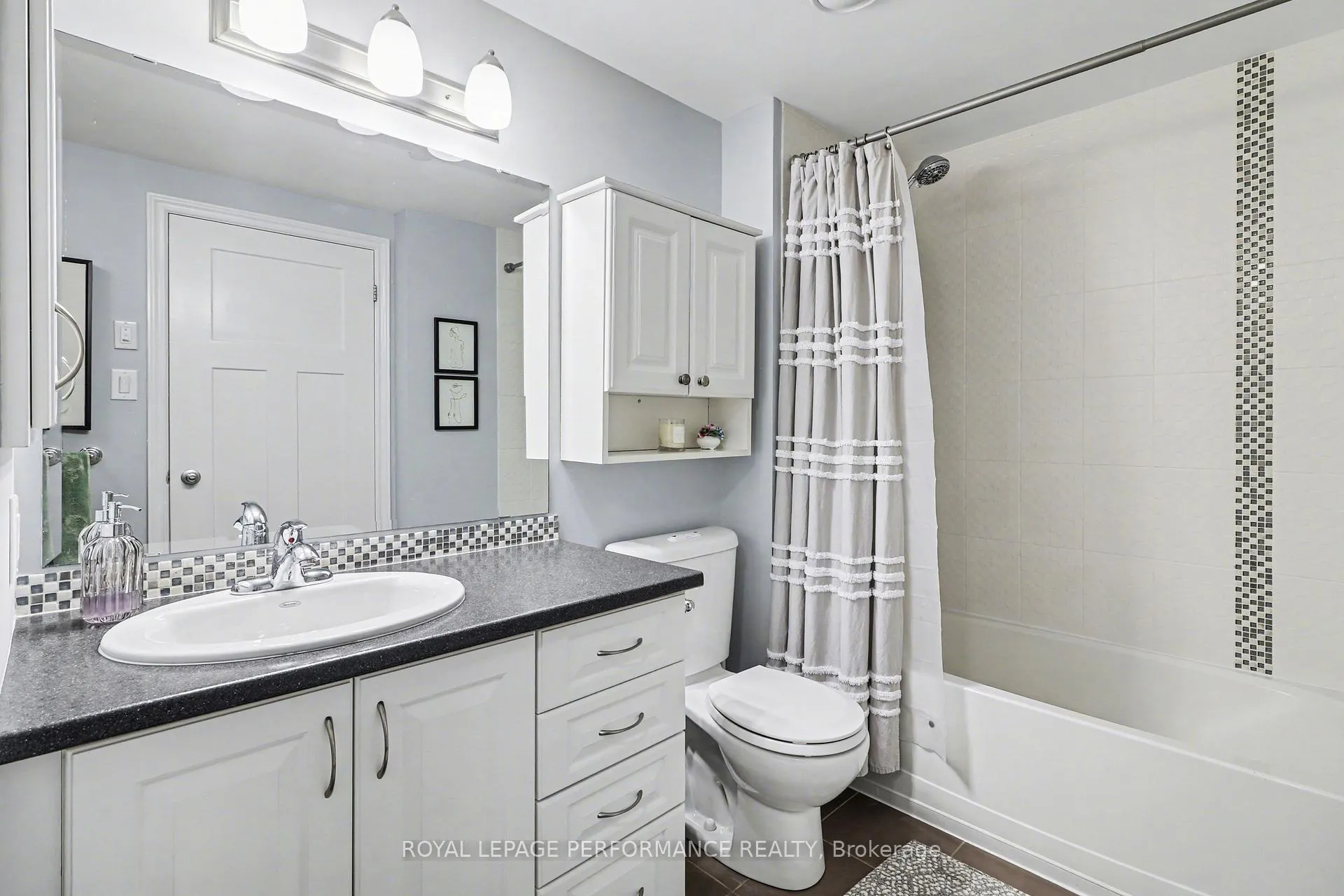 Photo 19 of Unit 403, 120 Montblanc Private, Ottawa, Convent Glen North — HOMEH