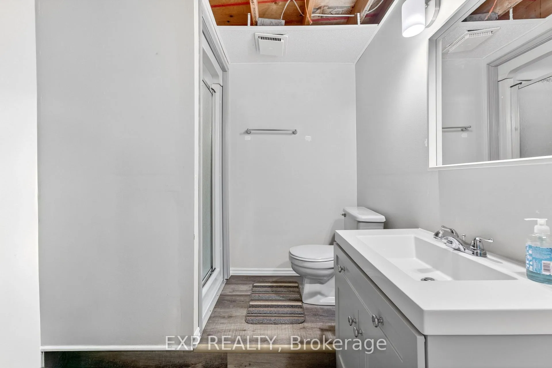 Photo 21 of 54 Dauphin Avenue, Kingston, Rideau — HOMEH