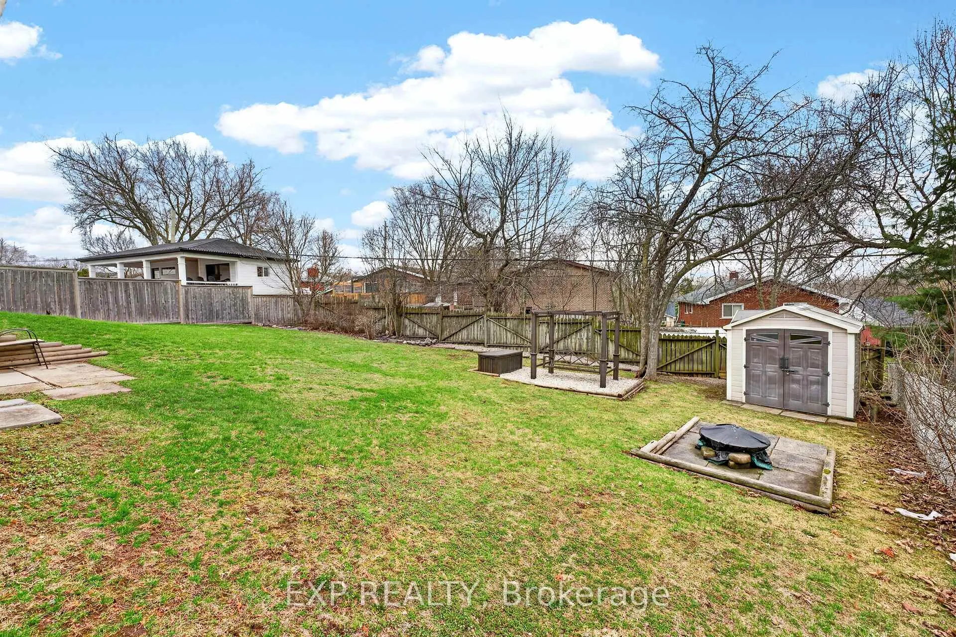 Photo 26 of 54 Dauphin Avenue, Kingston, Rideau — HOMEH