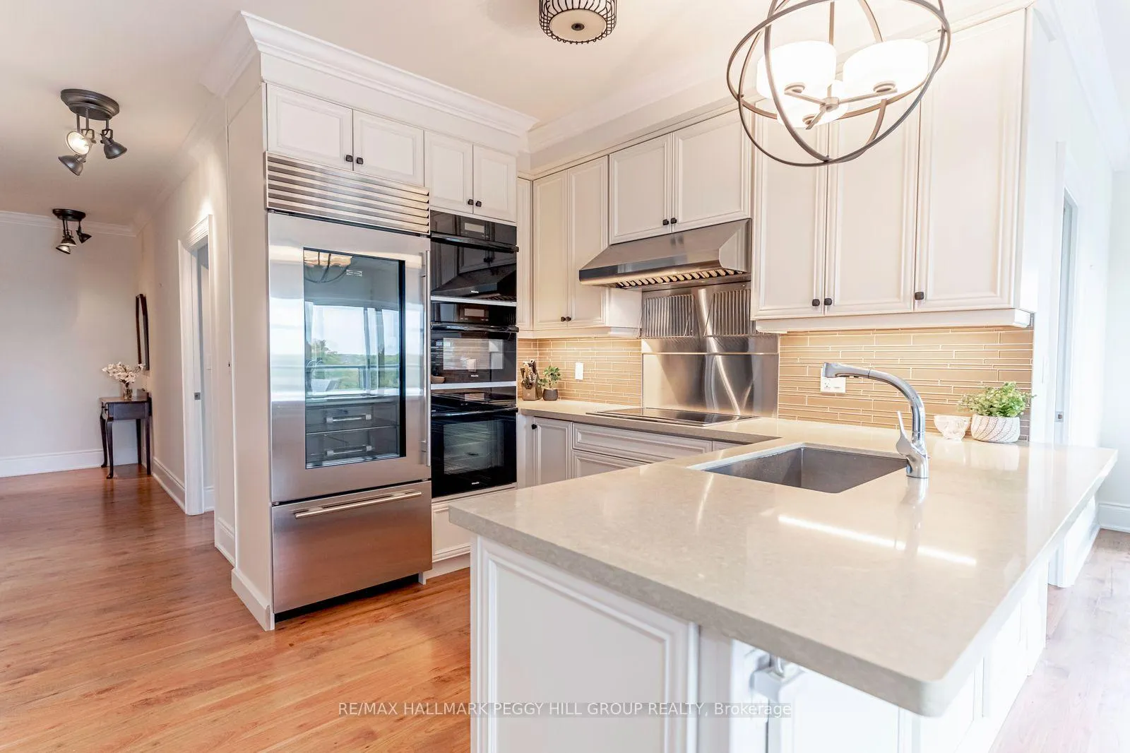 Photo 7 of Unit 604, 80 Orchard Point Road, Orillia — HOMEH