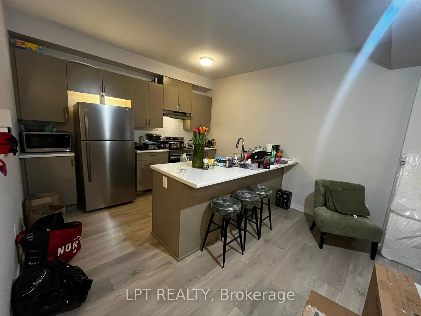 Photo 4 of 212 Speckled Alder Row, Ottawa, Barrhaven - Half Moon Bay — HOMEH