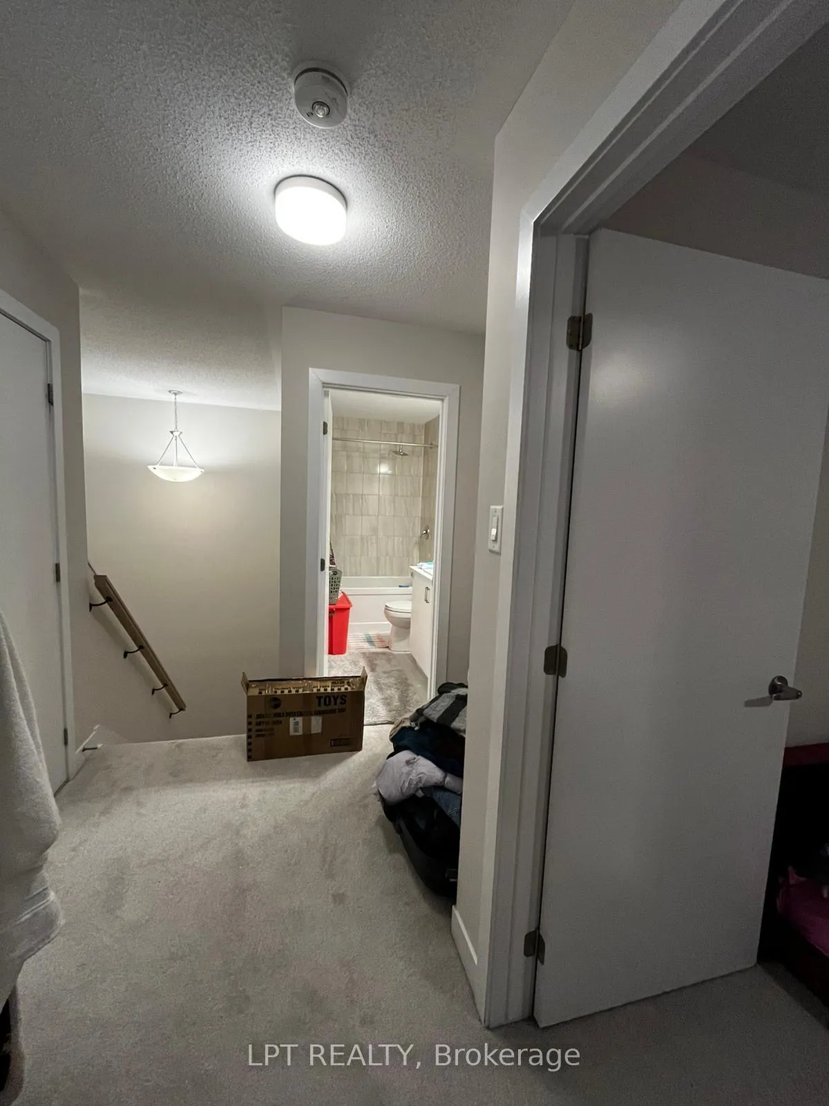 Photo 8 of 212 Speckled Alder Row, Ottawa, Barrhaven - Half Moon Bay — HOMEH