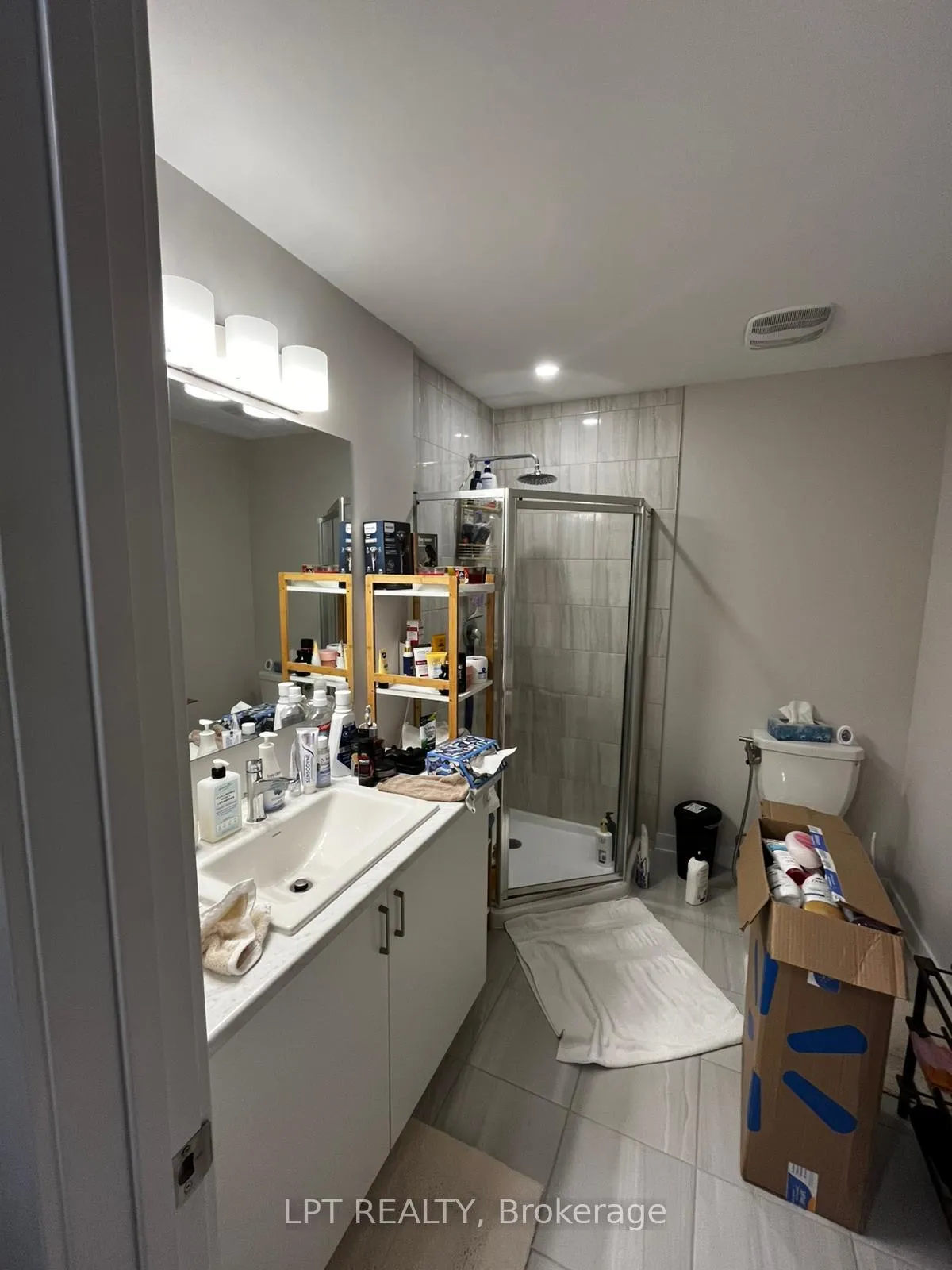 Photo 9 of 212 Speckled Alder Row, Ottawa, Barrhaven - Half Moon Bay — HOMEH