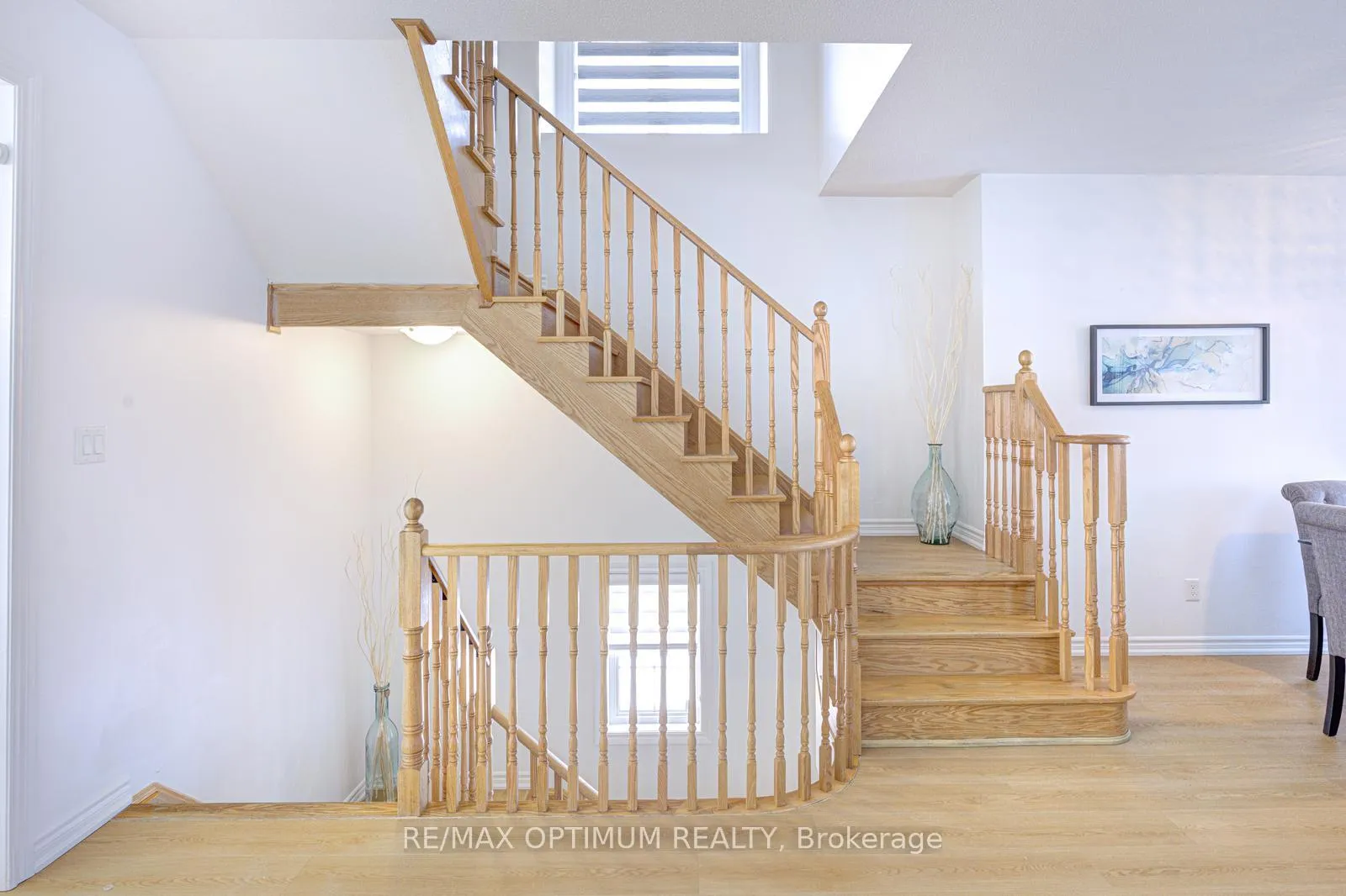 Photo 14 of 2 Pomarine Way, Brampton, Credit Valley — HOMEH
