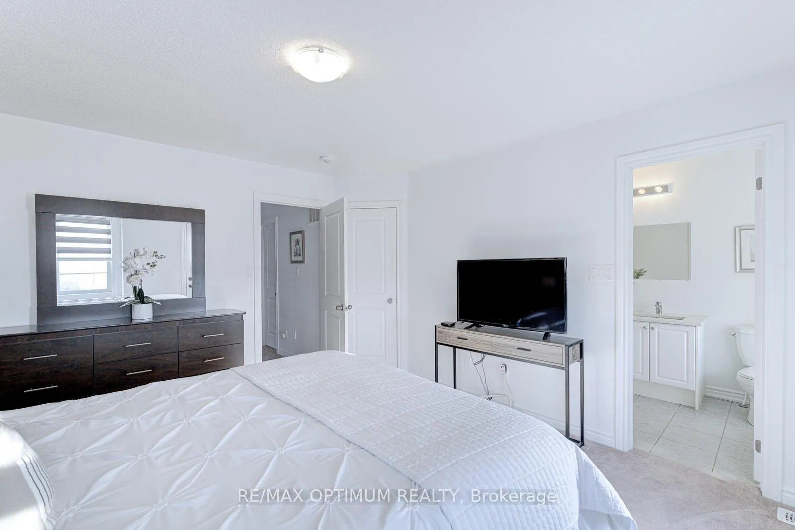 Photo 28 of 2 Pomarine Way, Brampton, Credit Valley — HOMEH