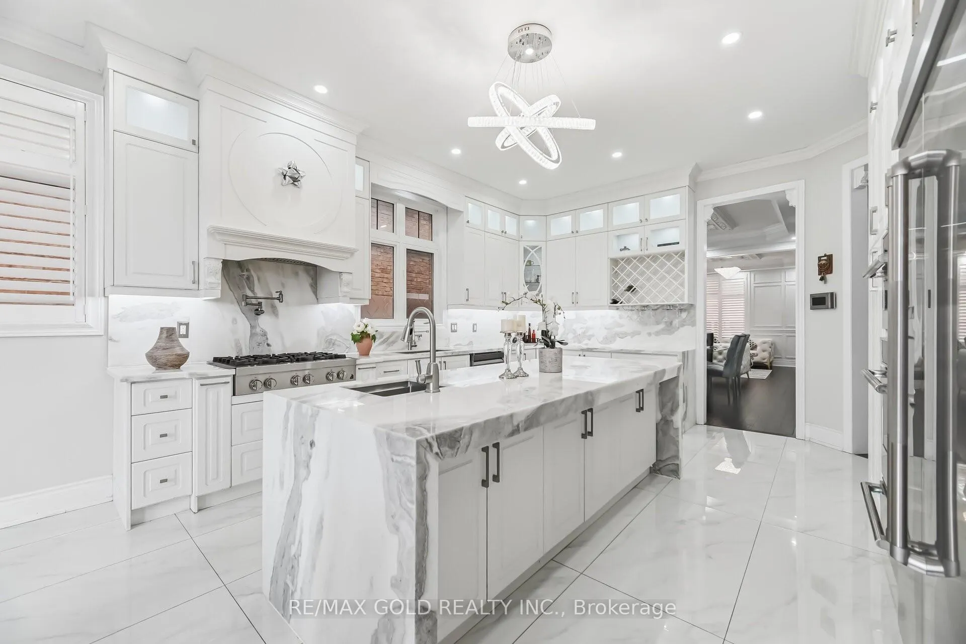Photo 9 of 72 Midsummer Drive, Brampton, Bram East — HOMEH